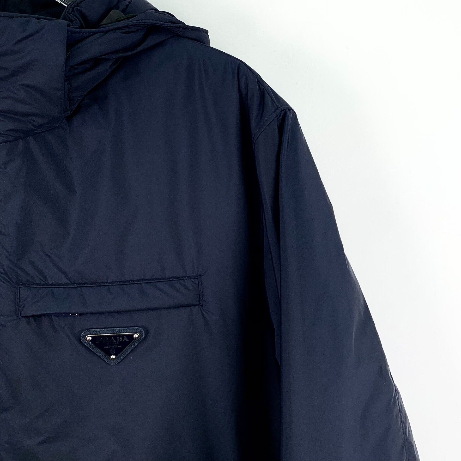 Prada Prada Triangle Logo Re-Nylon Puffer Jacket 50 Size US M / EU 48-50 / 2 - 4 Thumbnail