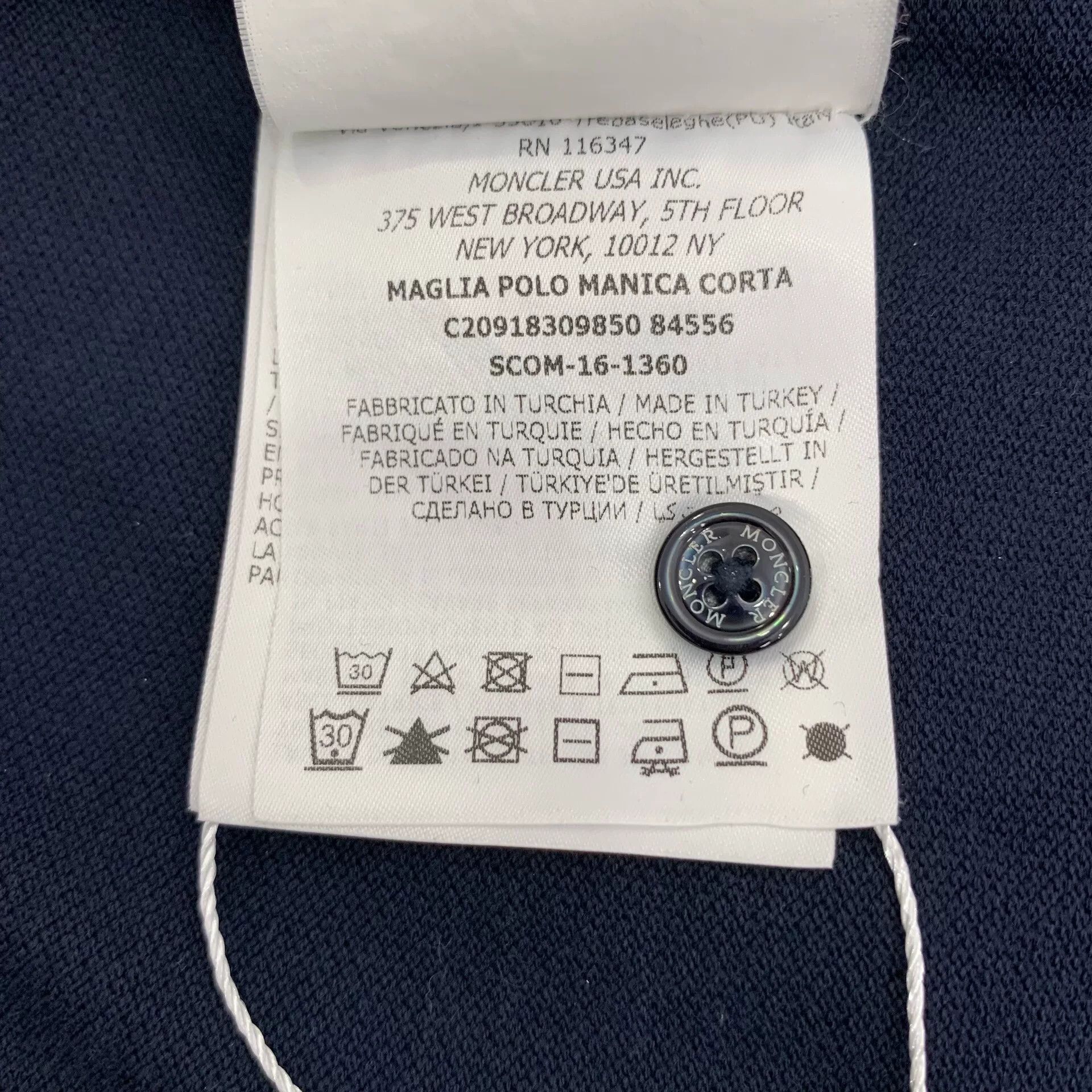 Moncler Moncler Contrast Trim Logo Patch Polo Shirt S Size US S / EU 44-46 / 1 - 9 Thumbnail