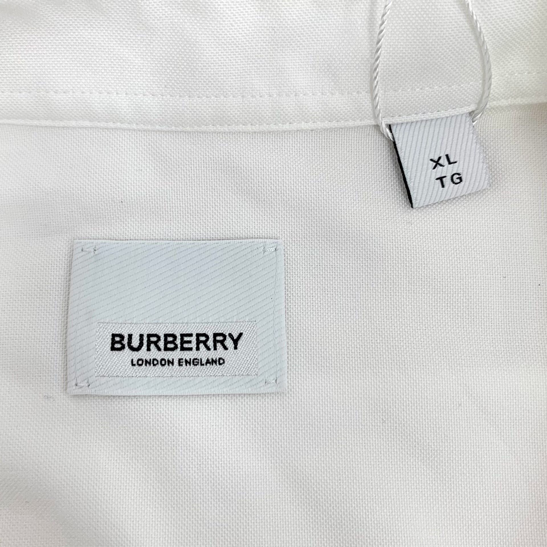 Burberry Burberry Embroidered Logo Pocket Shirt XL Size US XL / EU 56 / 4 - 7 Thumbnail