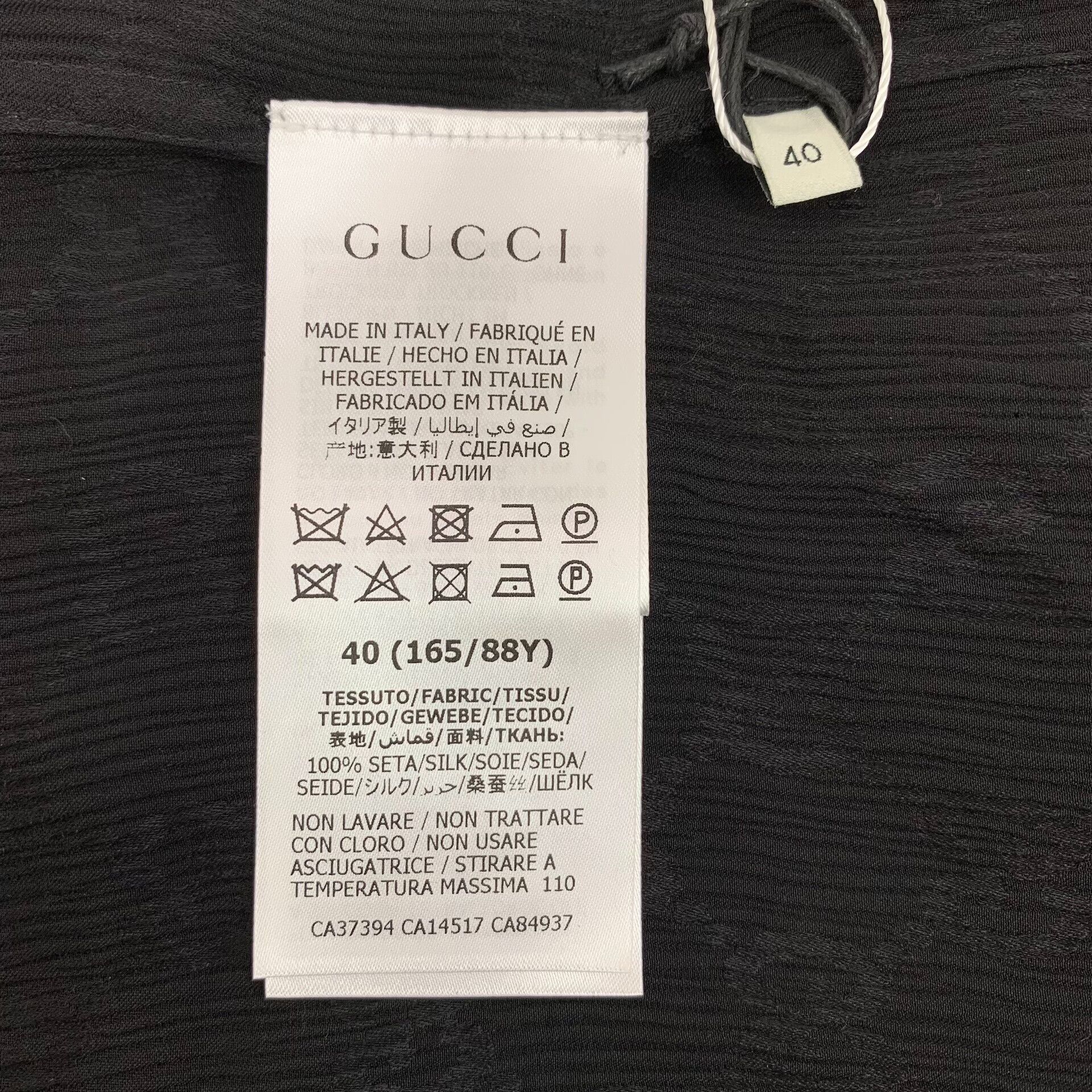 Gucci Gucci Monogram Silk Button Up Shirt Size 40 Size US M / EU 48-50 / 2 - 8 Thumbnail
