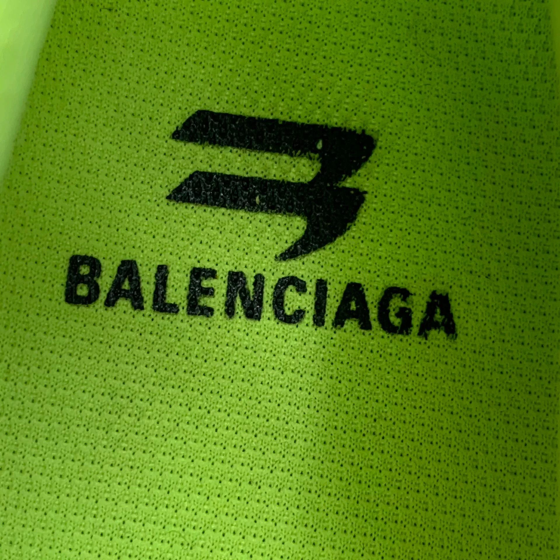 Balenciaga Balenciaga Neon Green Bouncer Sneakers 41 Size US 8 / EU 41 - 8 Thumbnail