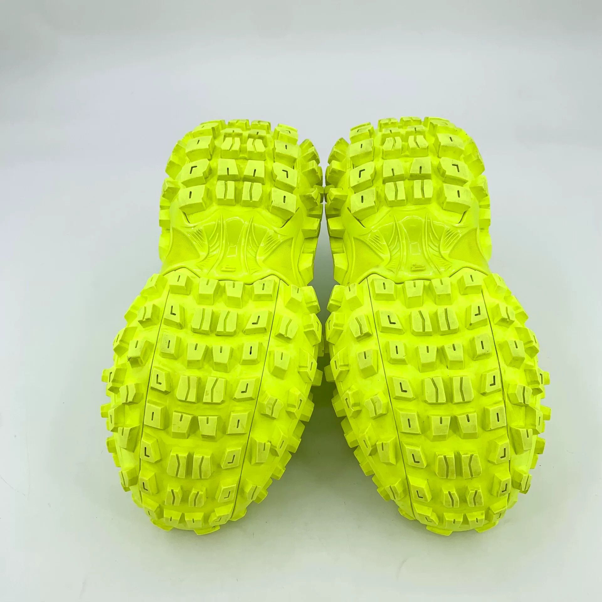 Balenciaga Balenciaga Neon Green Bouncer Sneakers 41 Size US 8 / EU 41 - 6 Thumbnail