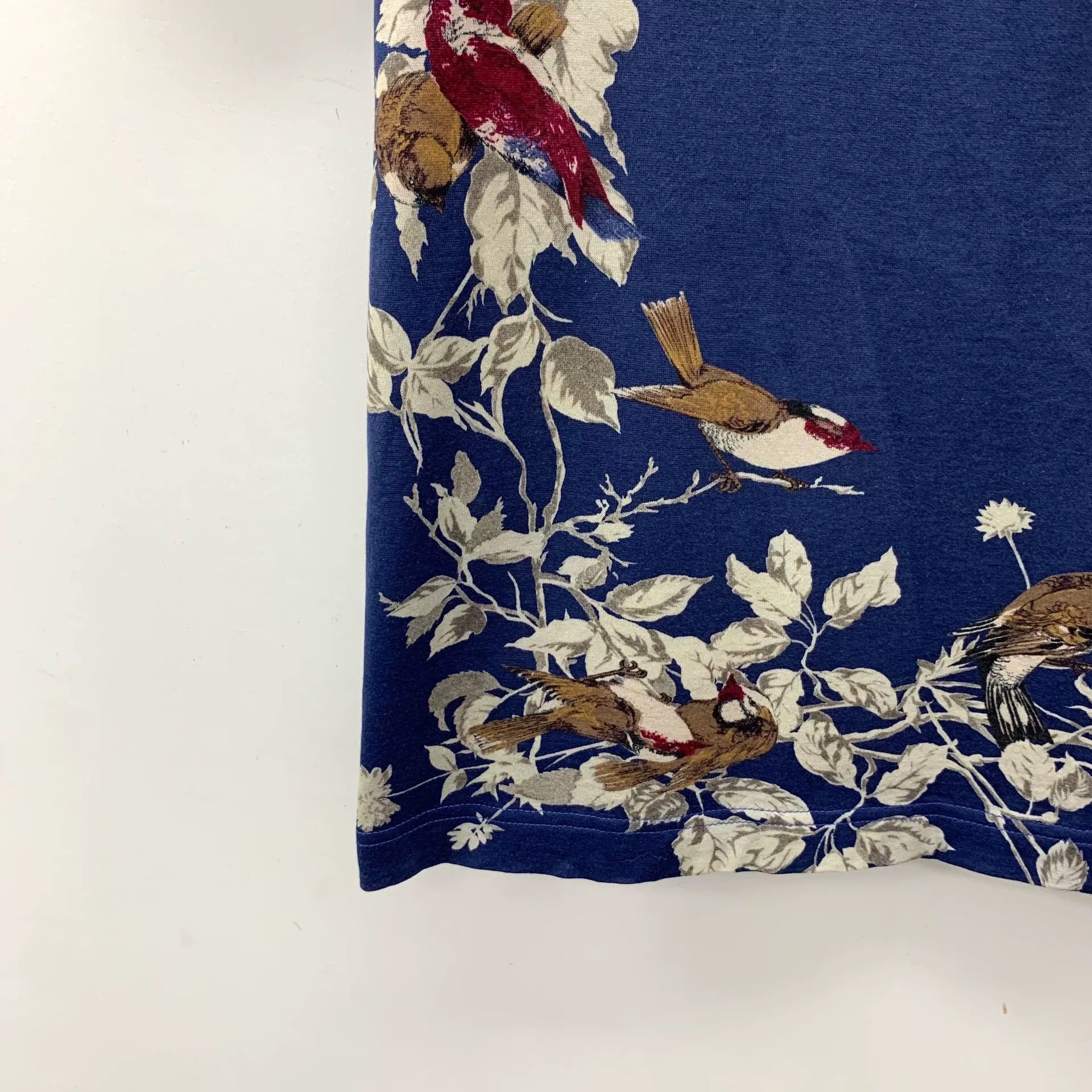 Dolce & Gabbana Dolce & Gabbana Bird Print T-Shirt Size 44 Size US S / EU 44-46 / 1 - 5 Thumbnail