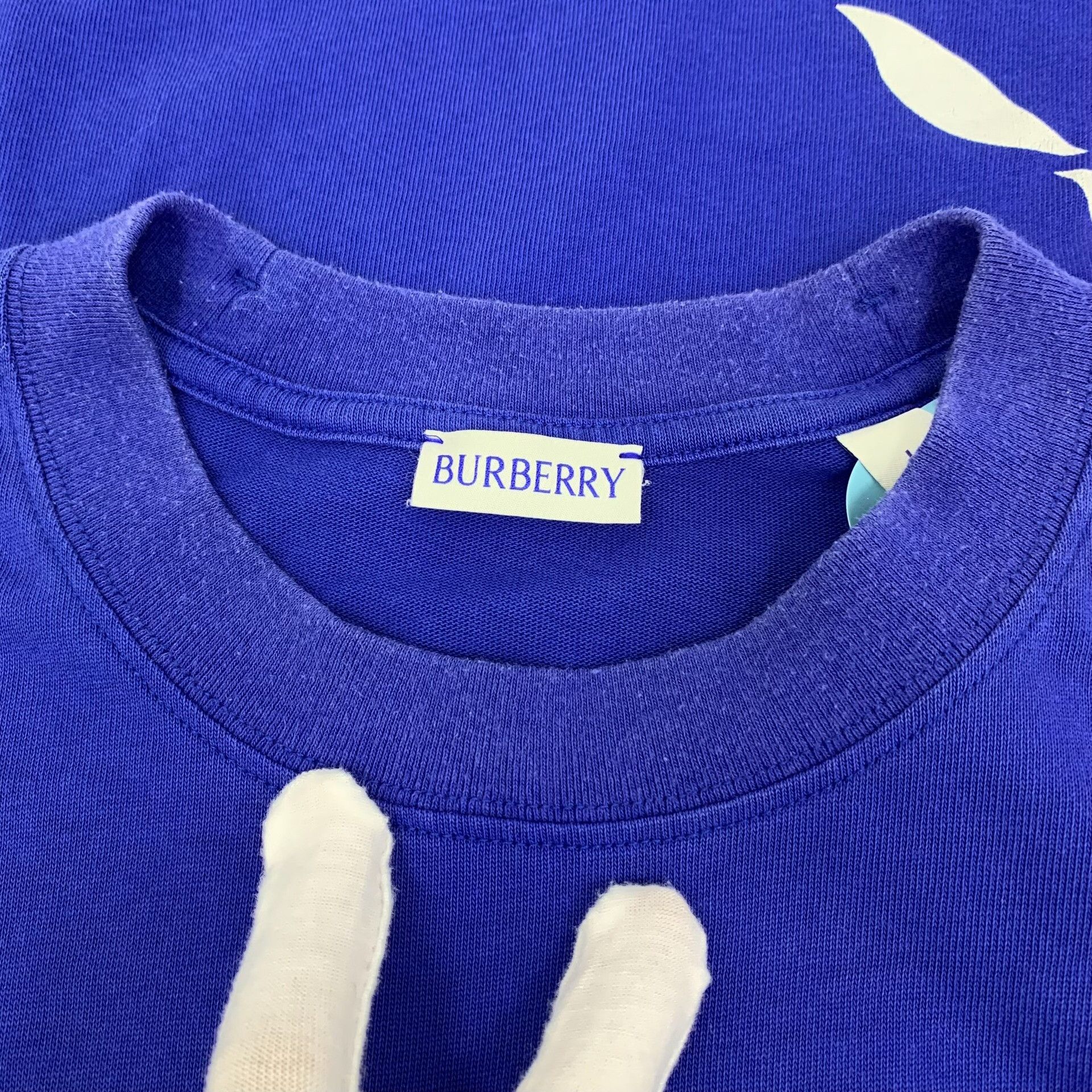 Burberry Burberry Blue Knight Graphic T-Shirt L Size US L / EU 52-54 / 3 - 10 Thumbnail