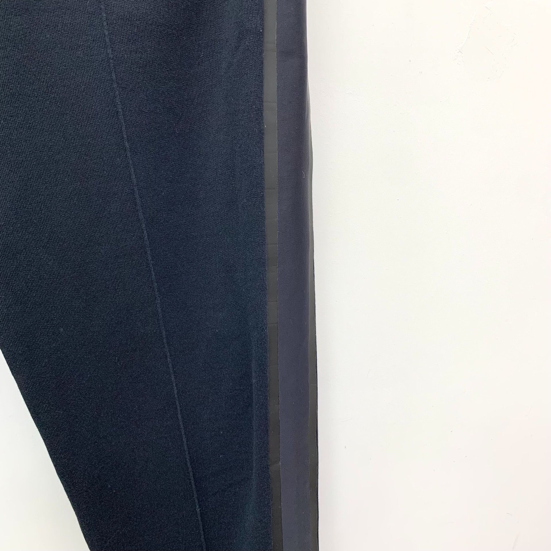 Prada Prada Logo Side Stripe Sweatpants Size 34 Size US 34 / EU 50 - 5 Thumbnail