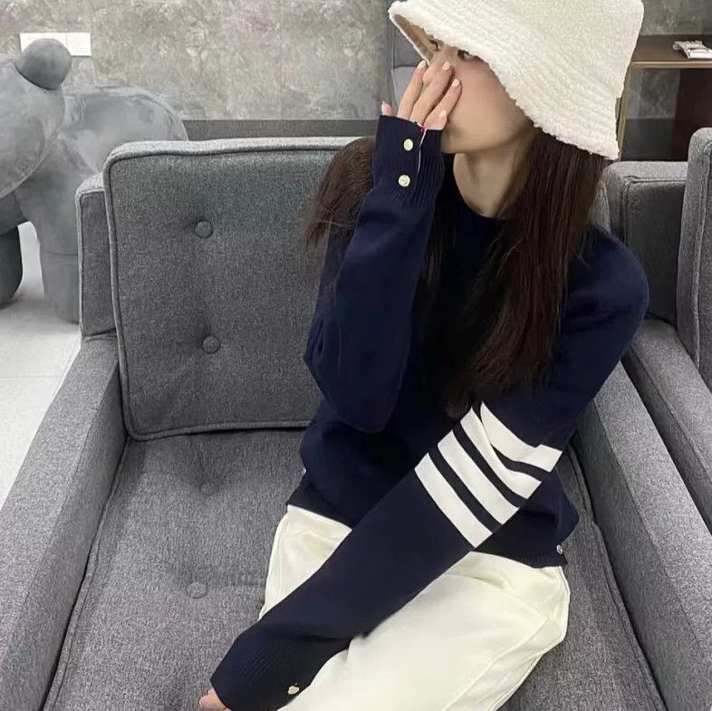 Thom Browne Thom Browne Cashmere 4-Bar Stripe Sweater Size 0 Size US XS / EU 42 / 0 - 8 Thumbnail