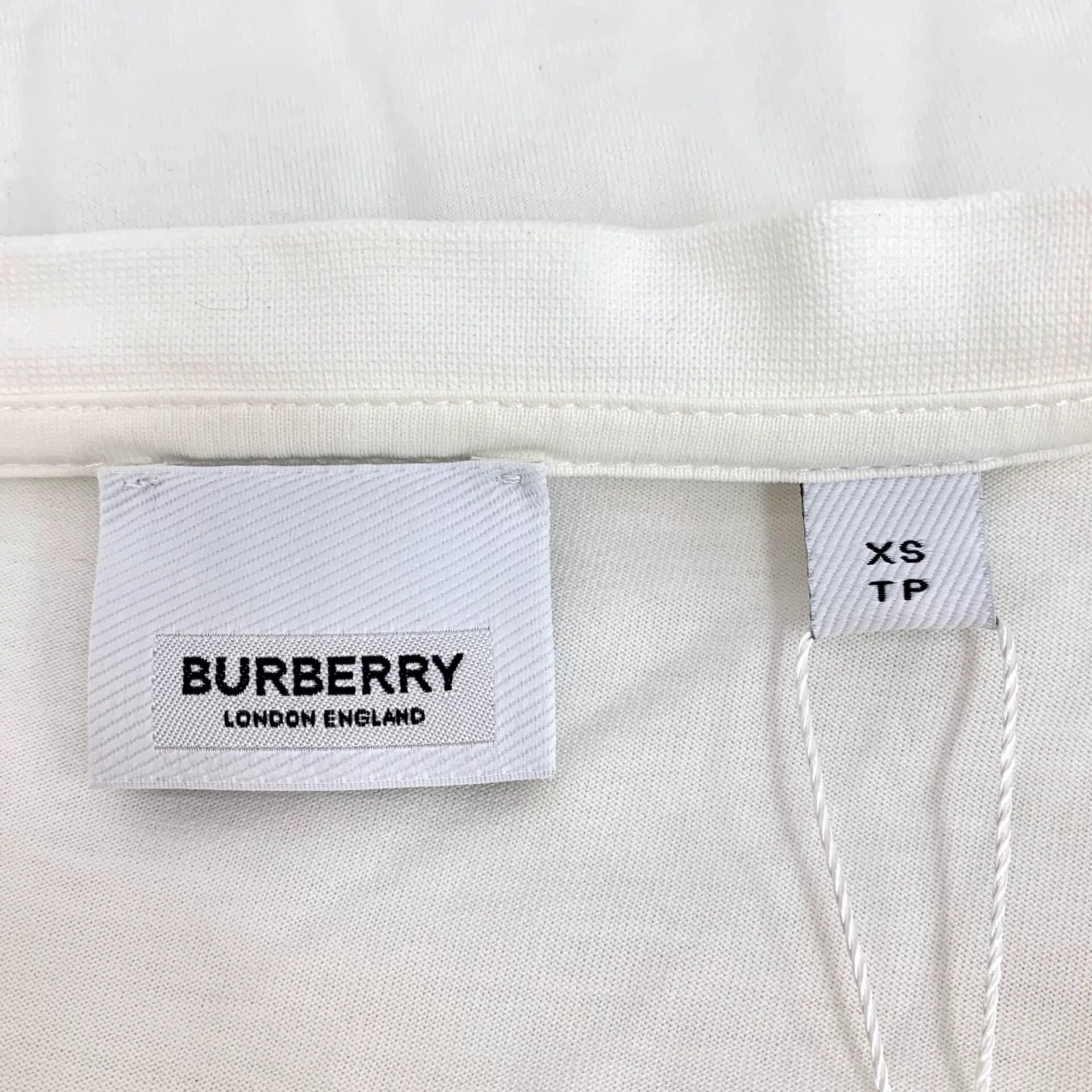 Burberry Burberry 3D Logo Print T-Shirt XS Size US XS / EU 42 / 0 - 7 Thumbnail