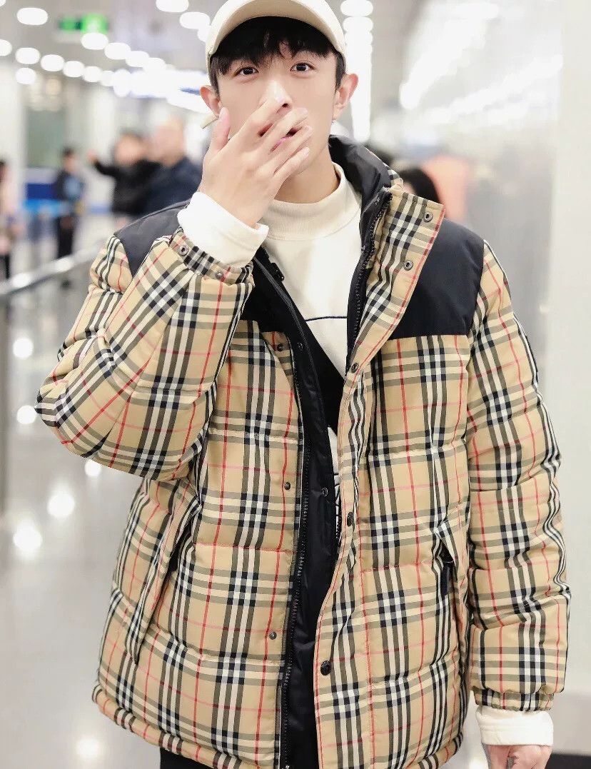 Burberry Burberry Reversible Check Down Jacket Size L Size US L / EU 52-54 / 3 - 10 Thumbnail