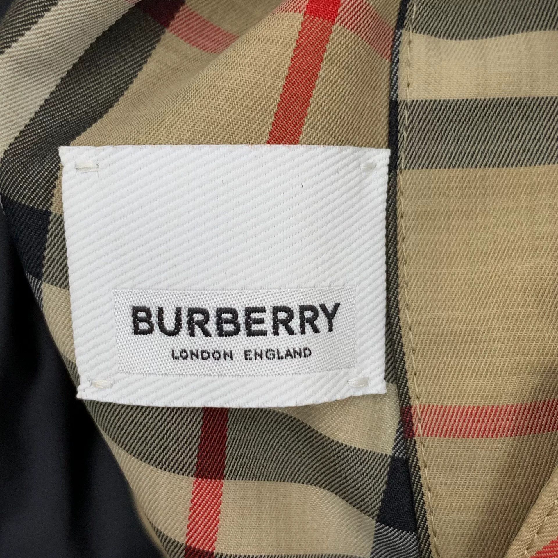 Burberry Burberry Reversible Check Down Jacket Size L Size US L / EU 52-54 / 3 - 6 Thumbnail