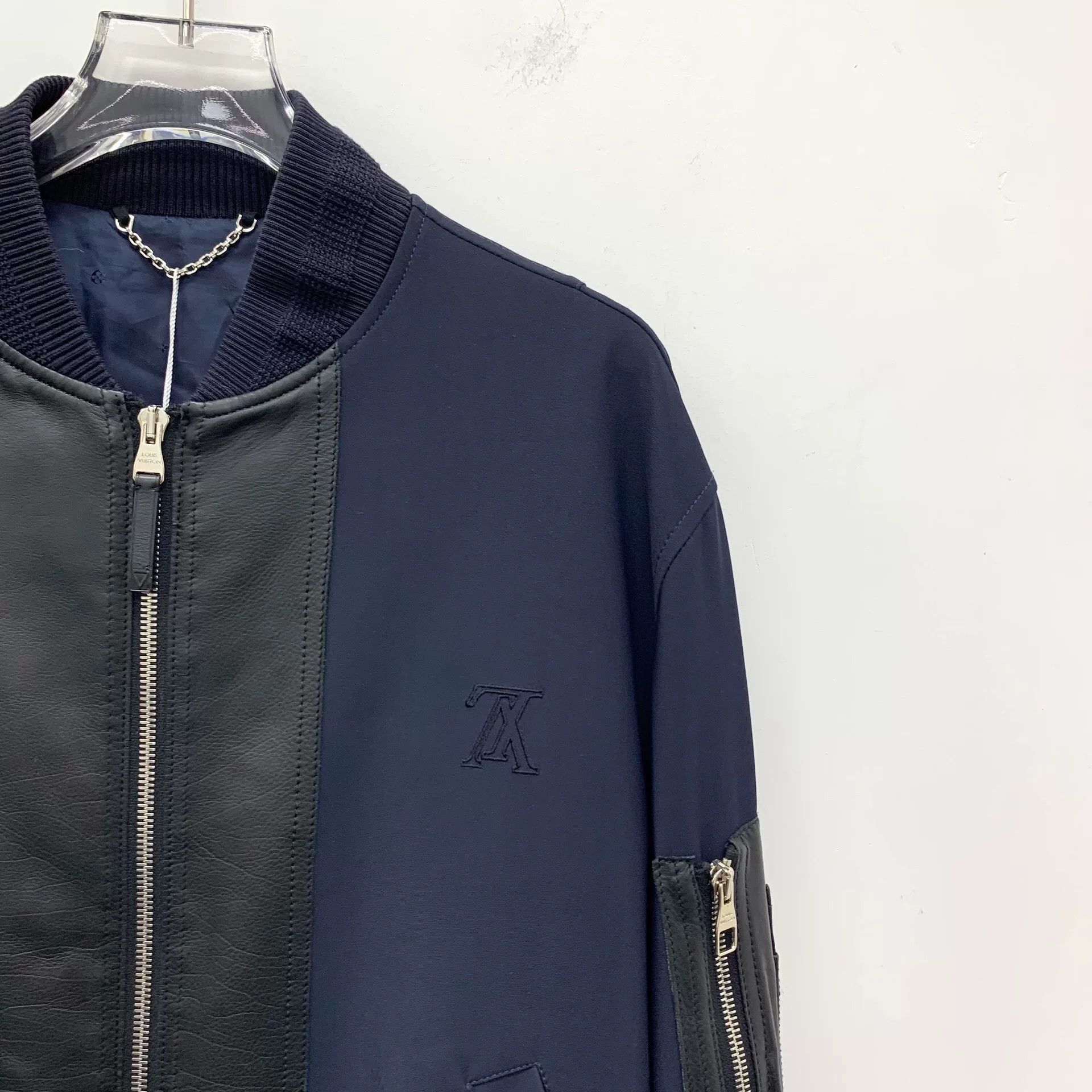 Louis Vuitton Louis Vuitton Leather Trim Bomber Jacket Size 46 Size US S / EU 44-46 / 1 - 4 Thumbnail