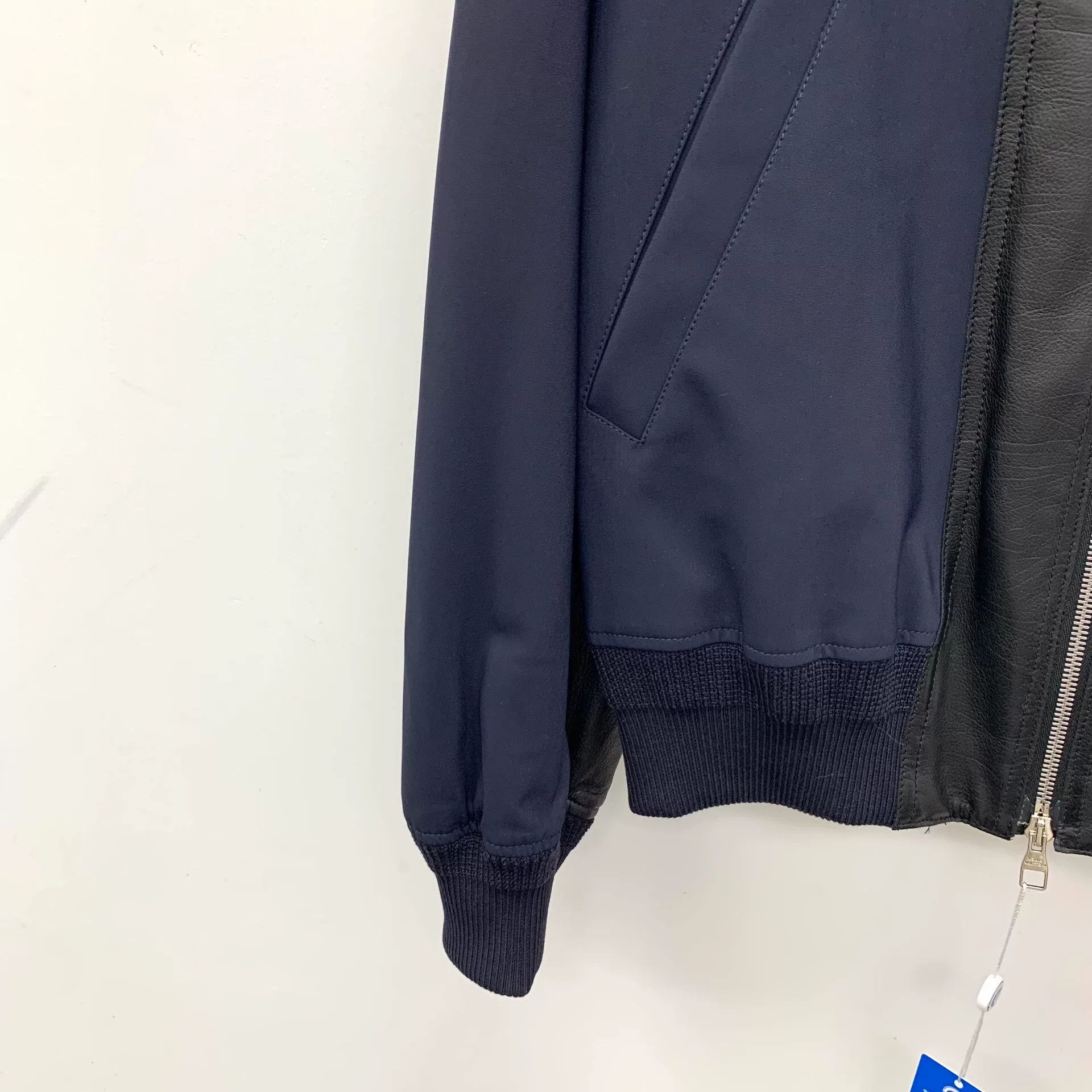 Louis Vuitton Louis Vuitton Leather Trim Bomber Jacket Size 46 Size US S / EU 44-46 / 1 - 5 Thumbnail