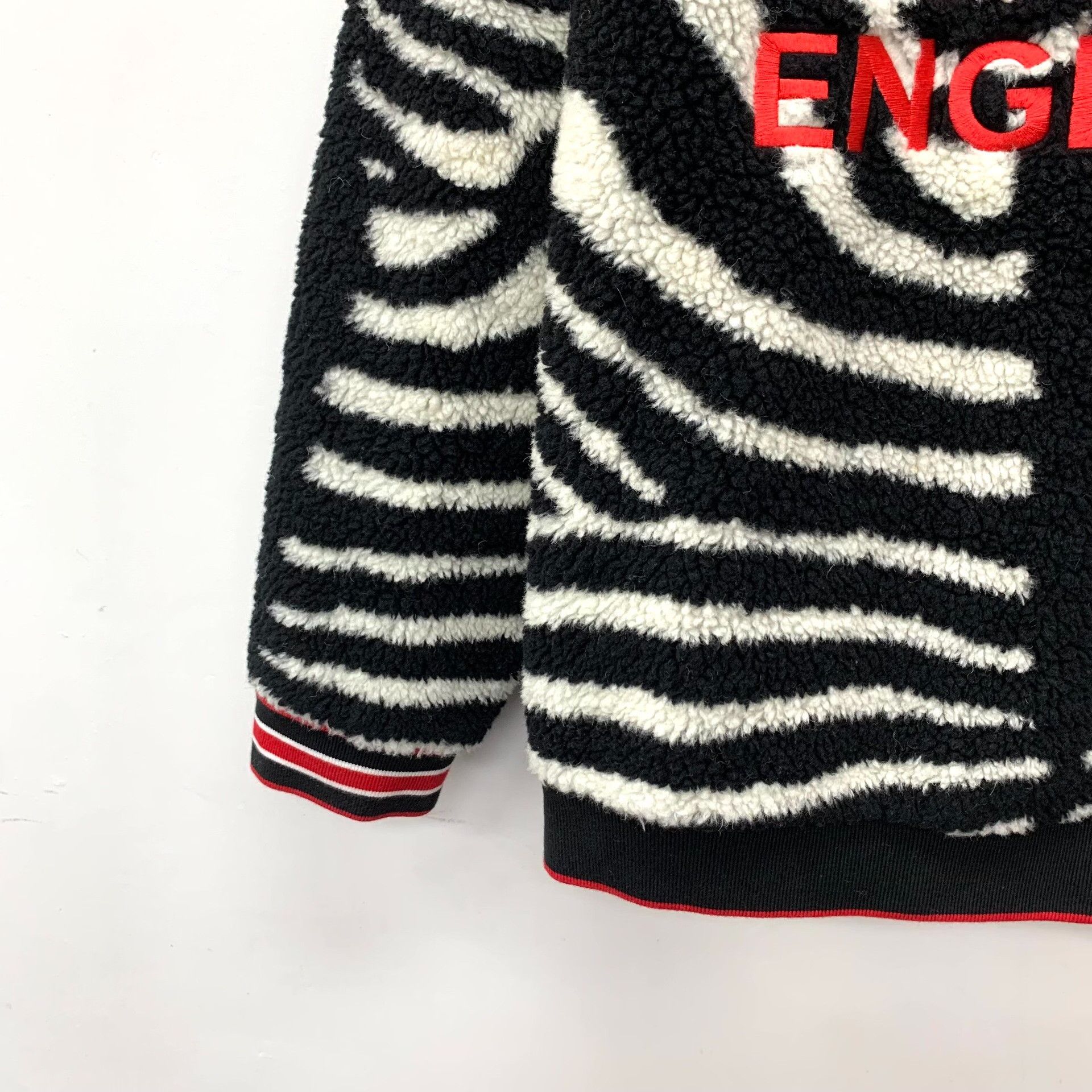 Burberry Burberry Zebra Pattern Fleece Sweatshirt 14Y Size US XS / EU 42 / 0 - 5 Thumbnail