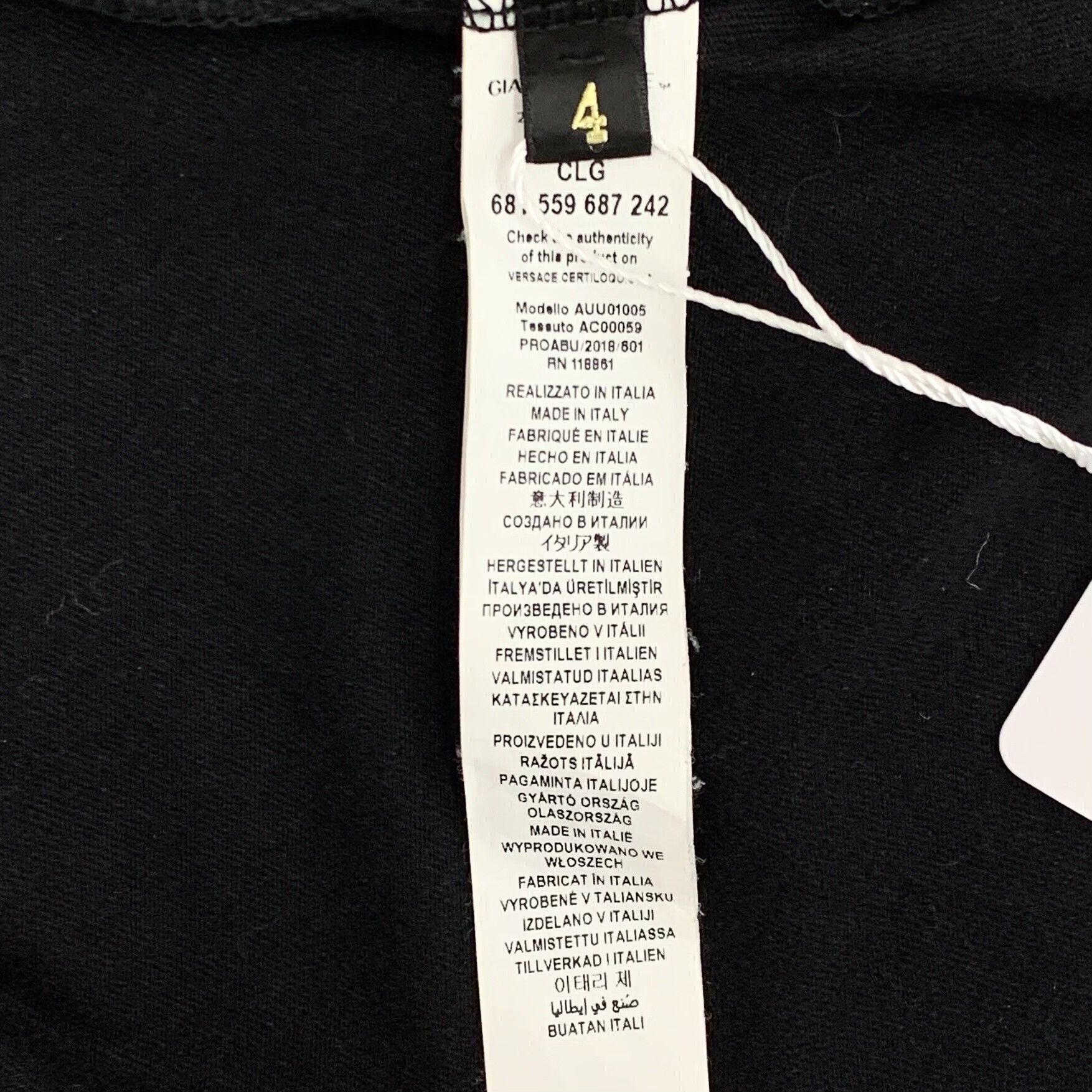 Versace Versace Medusa Head Print T-Shirt Size XL Size US XL / EU 56 / 4 - 7 Thumbnail