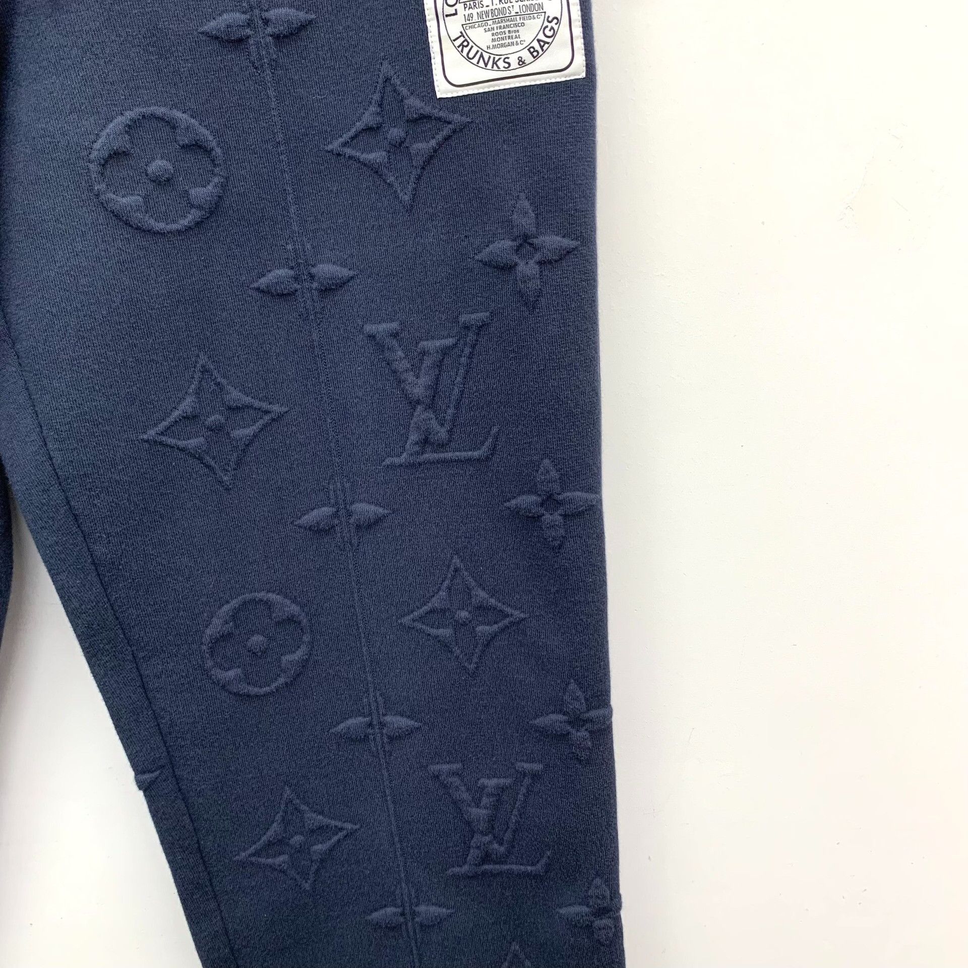 Louis Vuitton Louis Vuitton Monogram Sweatpants Size 32 Size US 32 / EU 48 - 5 Thumbnail