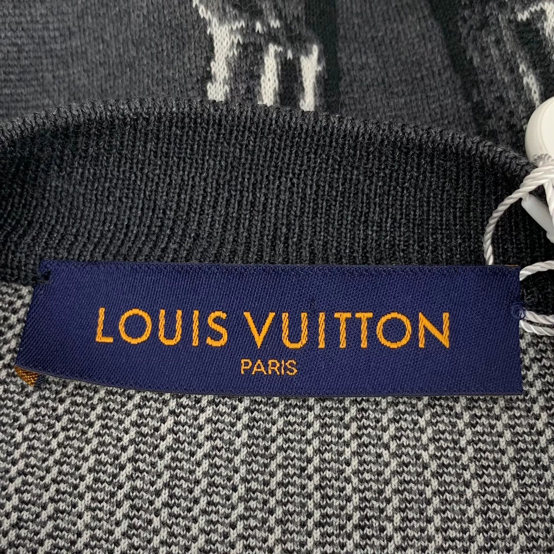 Louis Vuitton Louis Vuitton Astronaut Intarsia Sweatshirt XS Size US XS / EU 42 / 0 - 6 Thumbnail
