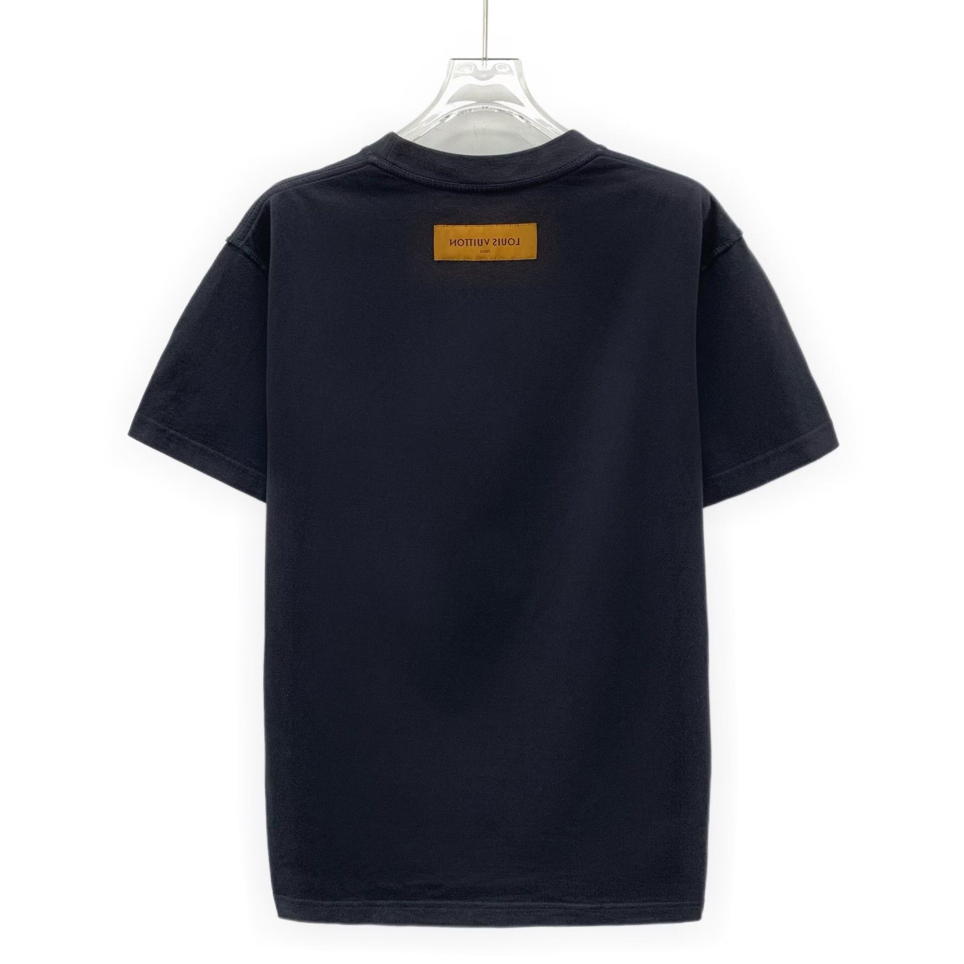 Louis Vuitton Louis Vuitton Embossed Logo T-Shirt S Size US S / EU 44-46 / 1 - 3 Thumbnail
