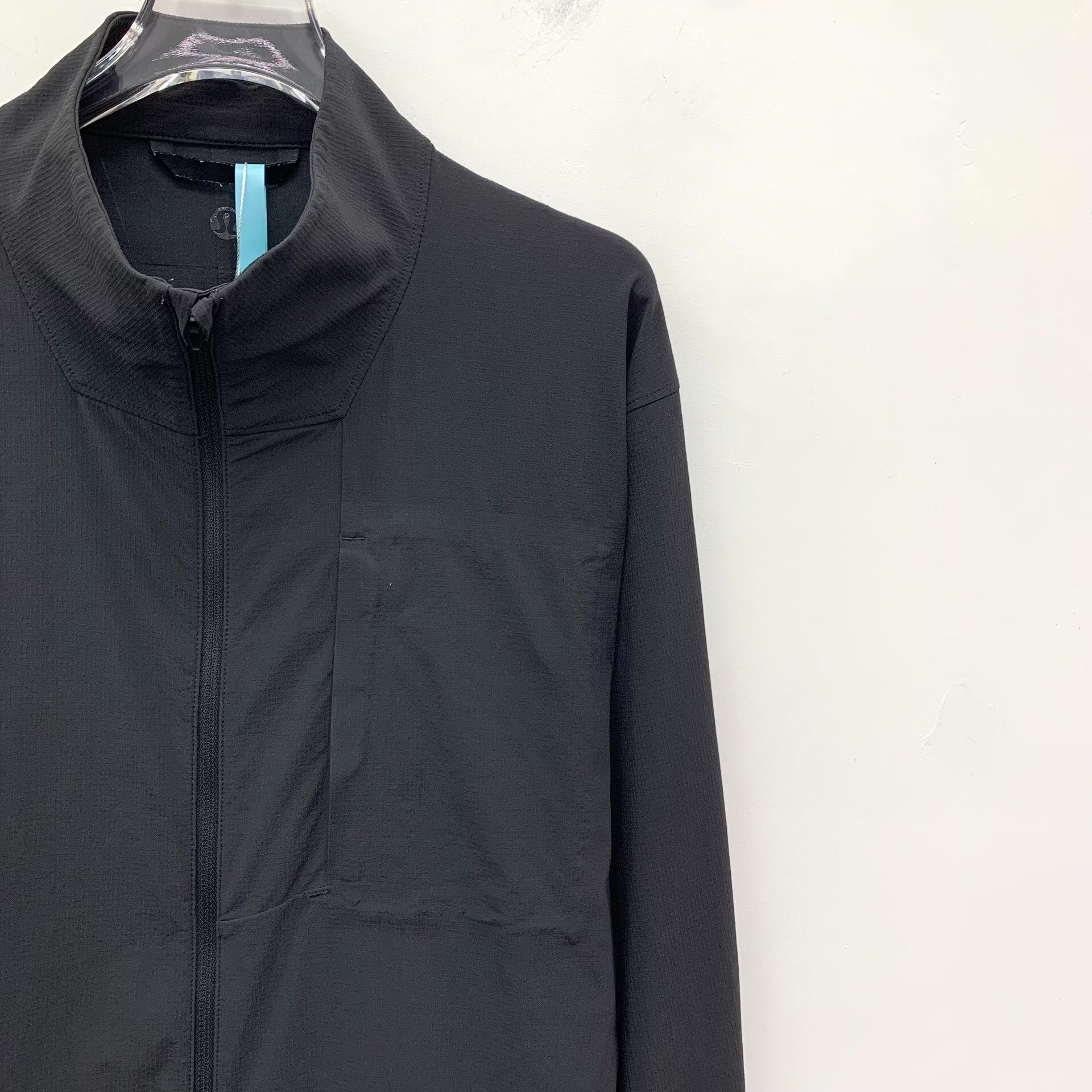Lululemon Lululemon Lightweight Zip-Up Jacket L Size US L / EU 52-54 / 3 - 4 Thumbnail