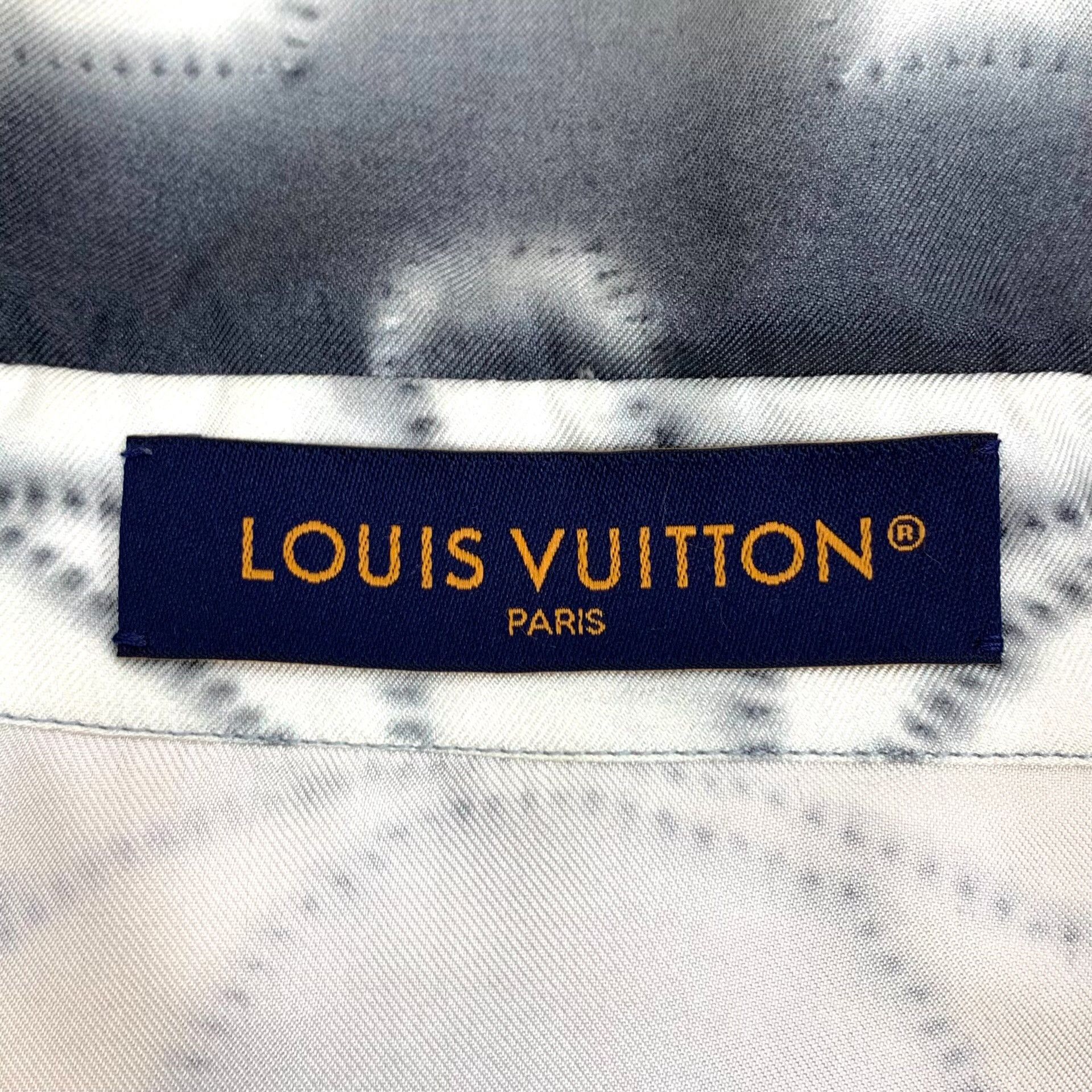 Louis Vuitton Louis Vuitton Monogram Print Short Sleeve Shirt Size M Size US M / EU 48-50 / 2 - 6 Thumbnail