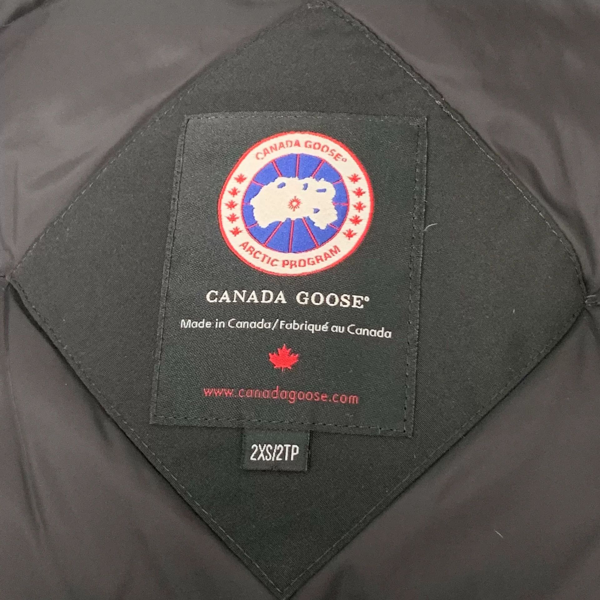 Canada Goose Canada Goose Black Arctic Program Hooded Parka 2XS Size US XXS / EU 40 - 7 Thumbnail