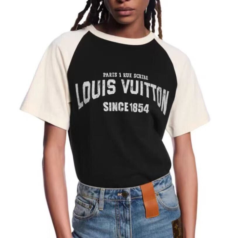 Louis Vuitton Louis Vuitton Two-Tone Logo Raglan T-Shirt S Size US S / EU 44-46 / 1 - 9 Thumbnail