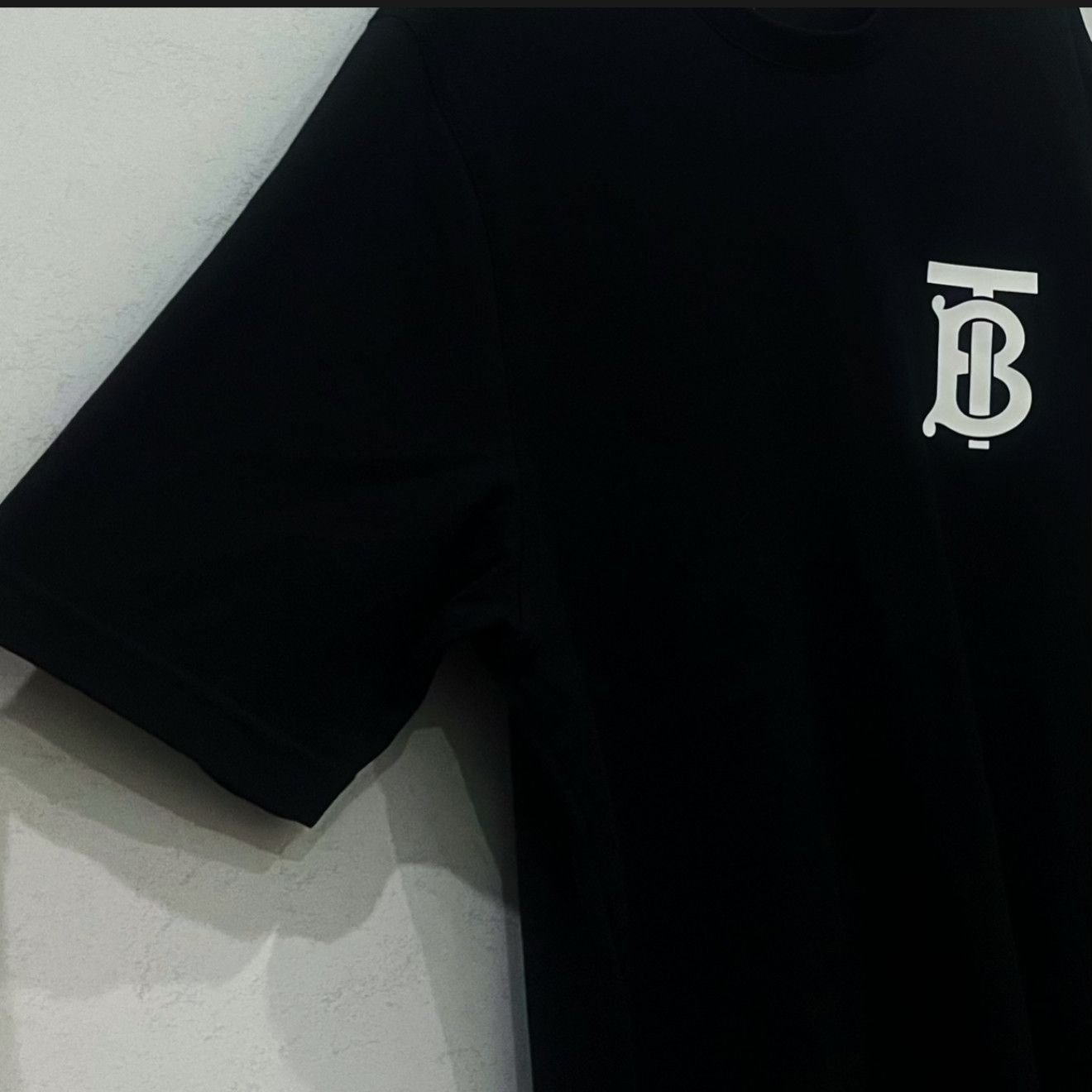 Burberry Burberry TB Monogram Logo T-Shirt XS Size US XS / EU 42 / 0 - 4 Thumbnail