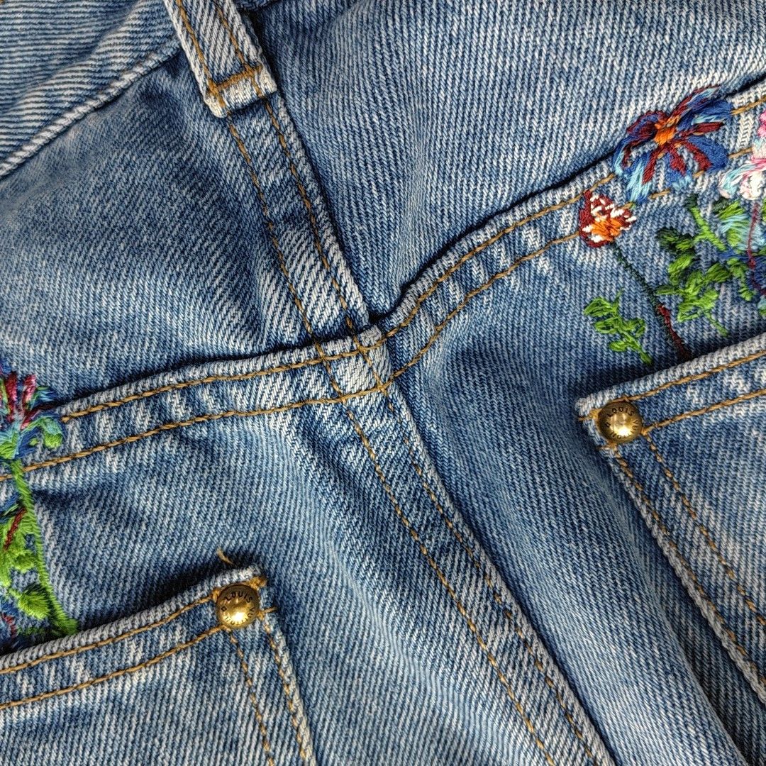 Louis Vuitton Louis Vuitton Floral Embroidered Jeans 31 Size US 31 - 9 Thumbnail