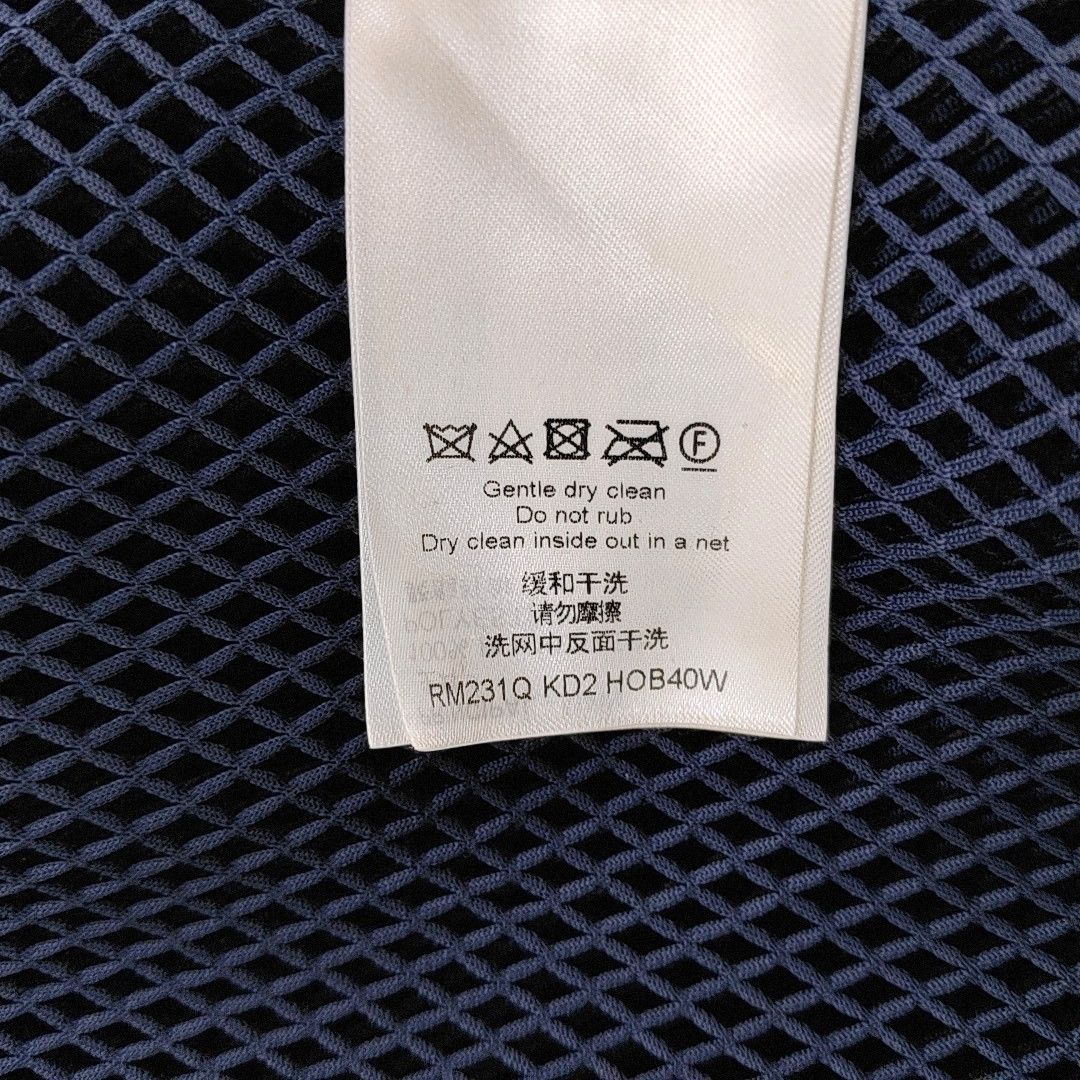 Louis Vuitton Louis Vuitton Monogram Mesh Hooded Jacket 48 Size US M / EU 48-50 / 2 - 5 Thumbnail