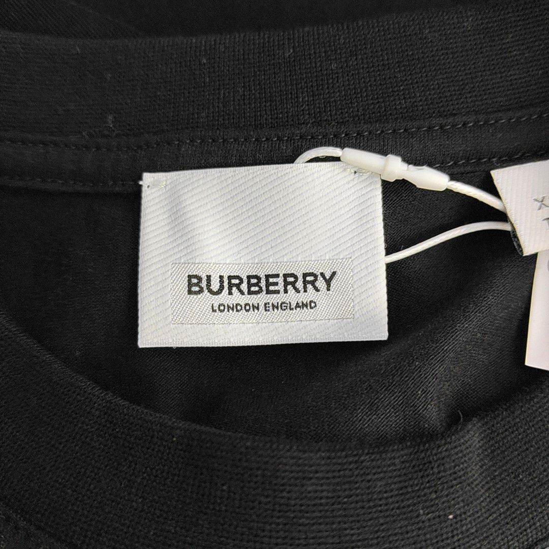 Burberry Burberry Check Pocket T-Shirt Size XS Size US XS / EU 42 / 0 - 7 Thumbnail