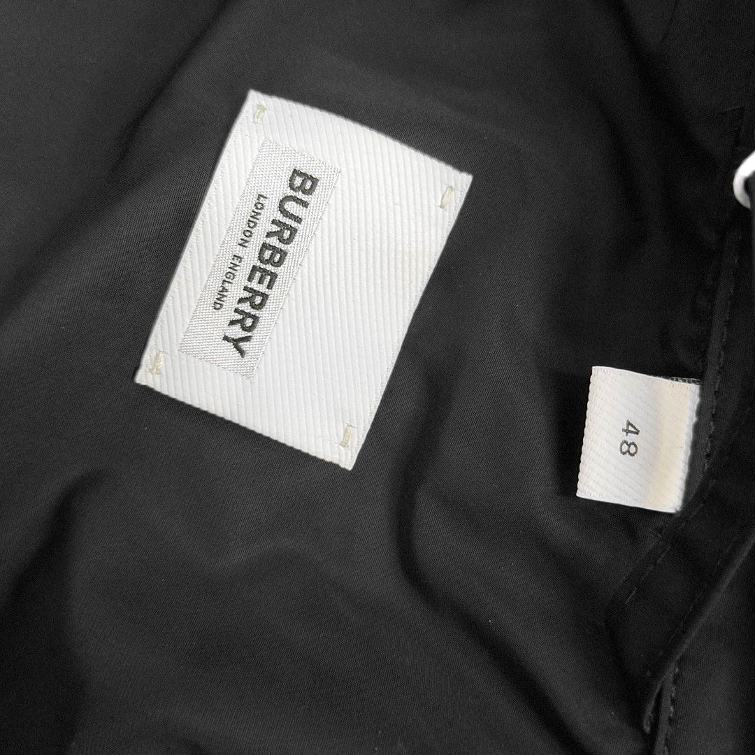 Burberry Burberry Logo Hooded Jacket 48 Size US M / EU 48-50 / 2 - 6 Thumbnail