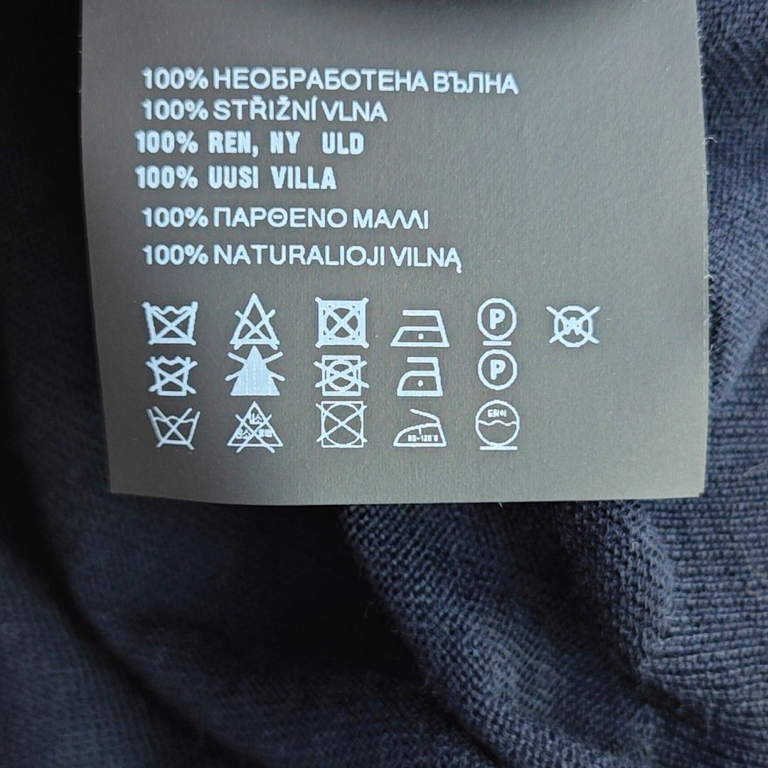 Prada PRADA Wool Knit Button Cardigan Size 48 Size US M / EU 48-50 / 2 - 5 Thumbnail