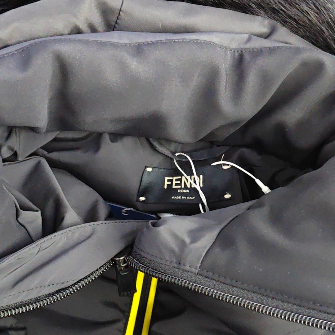 Fendi Fendi Bag Bugs Down Puffer Jacket Size 46 Size US S / EU 44-46 / 1 - 6 Thumbnail