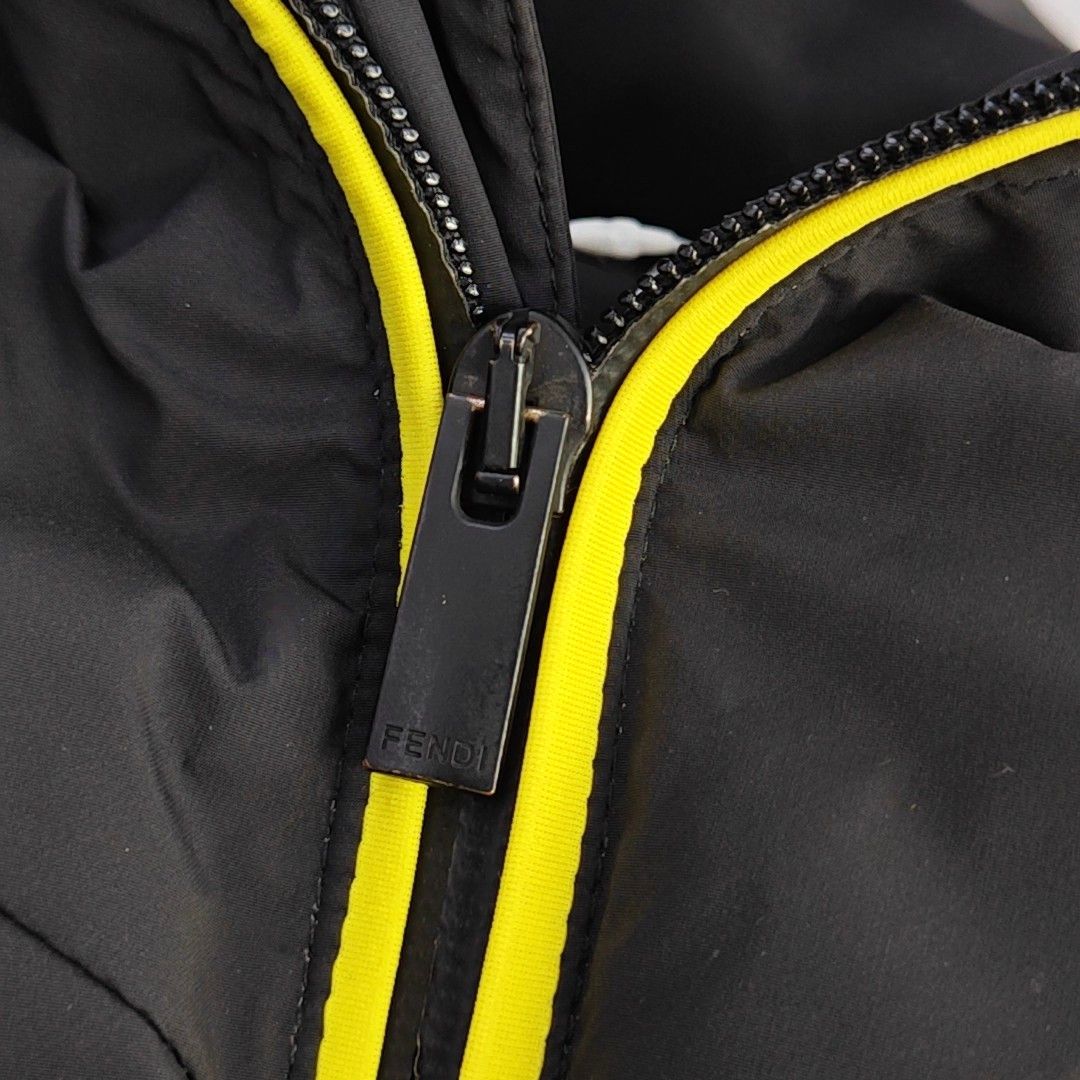 Fendi Fendi Bag Bugs Down Puffer Jacket Size 46 Size US S / EU 44-46 / 1 - 5 Thumbnail