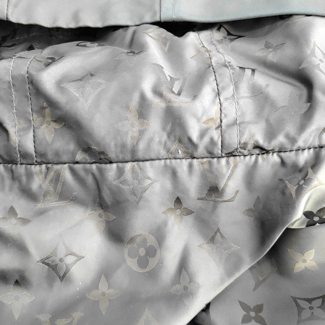 Louis Vuitton Louis Vuitton Nylon Hooded Jacket Size 54 Size US L / EU 52-54 / 3 - 8 Thumbnail