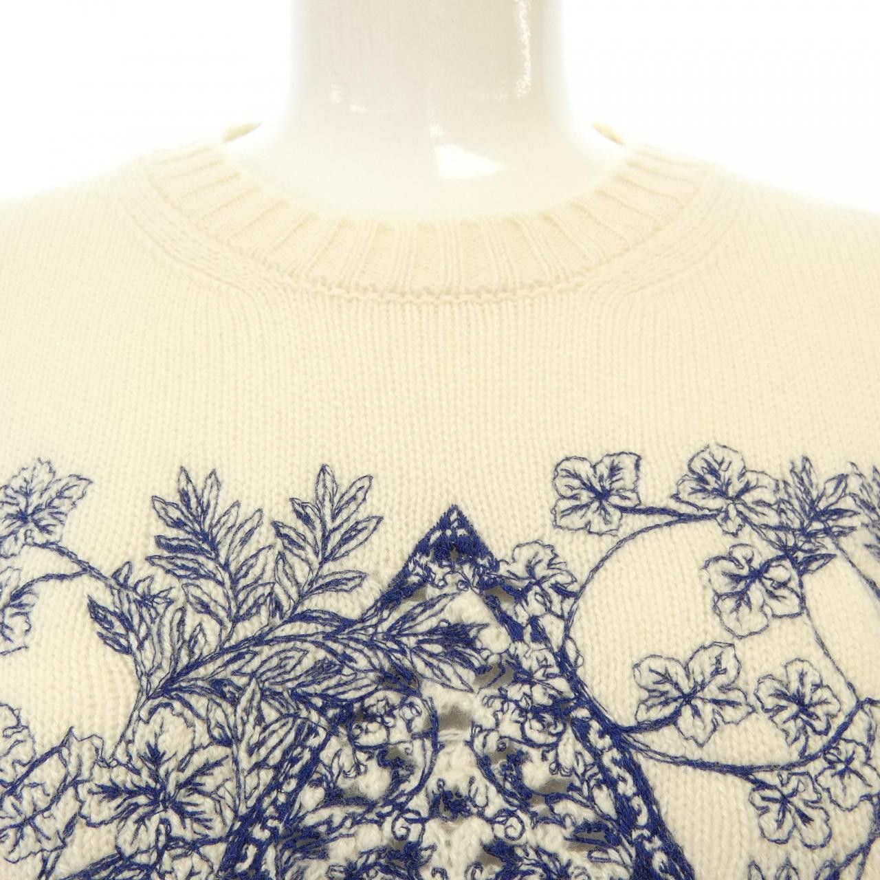 Dior Dior Christian Dior Cashmere Knit Textile Tops 314S57AM110 DUTY FREE for USA Size ONE SIZE - 5 Thumbnail