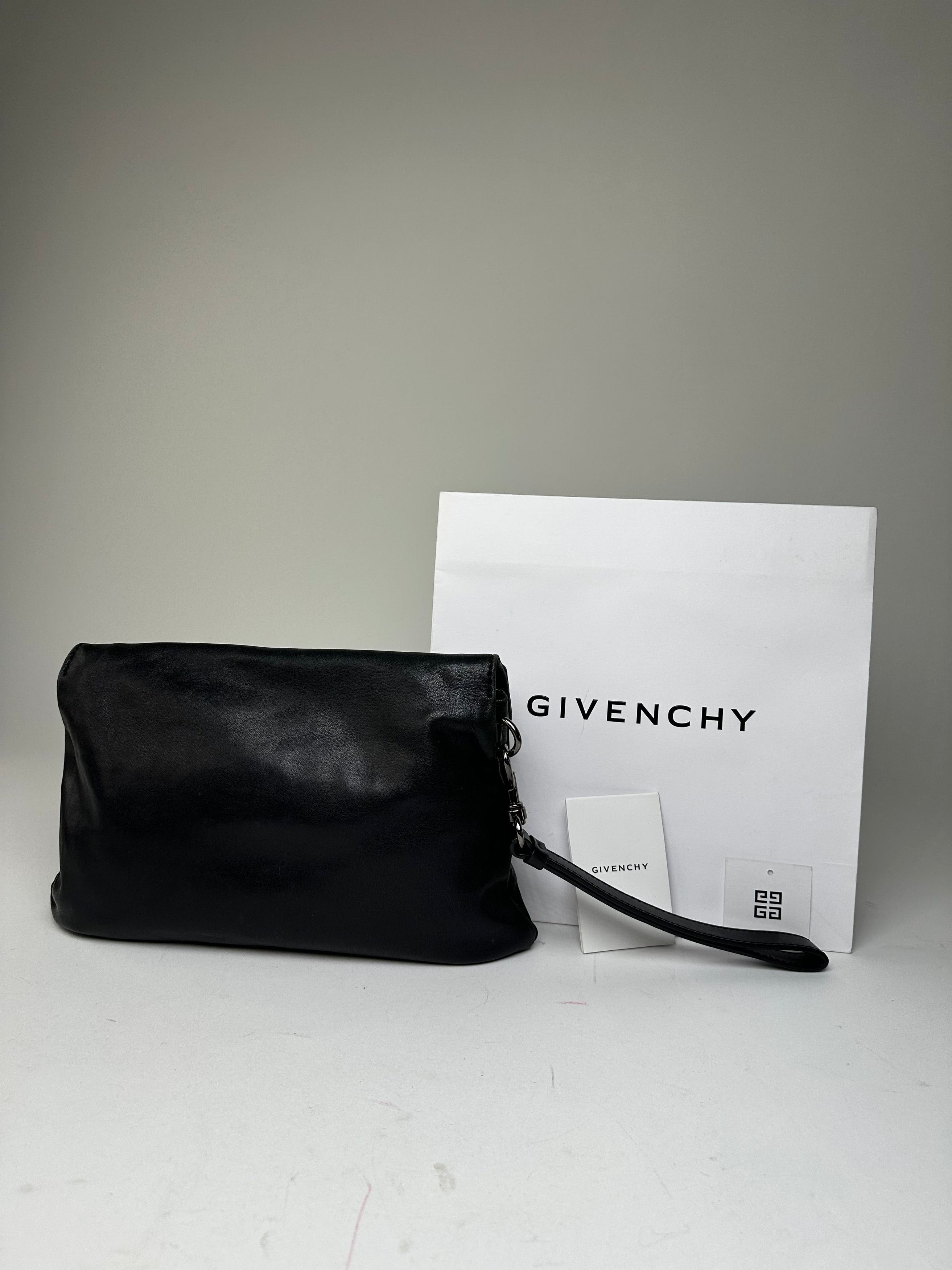 Givenchy Vintage Avantgarde Leather Clutch Black Size ONE SIZE - 2 Thumbnail