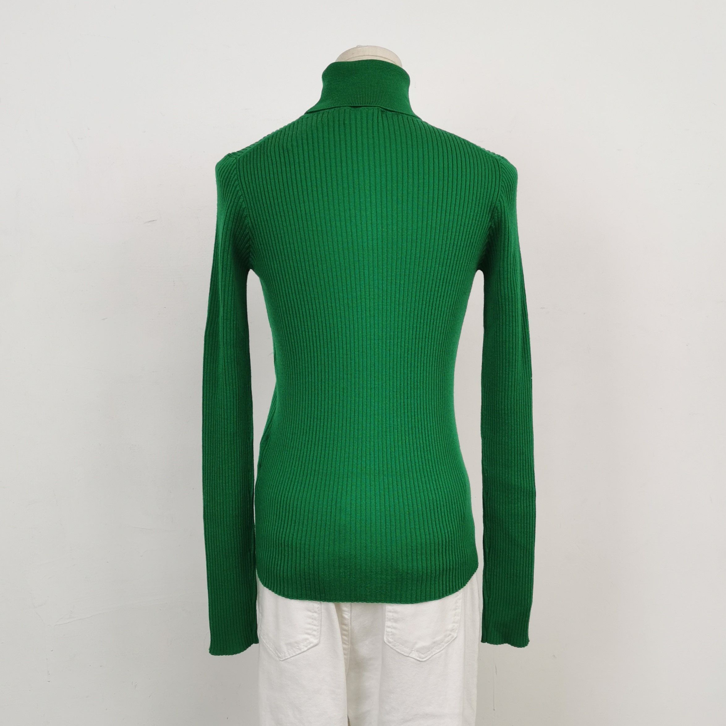 Gucci Gucci Ribbed Logo Turtleneck Sweater 12Y Size US XXS / EU 40 - 2 Thumbnail