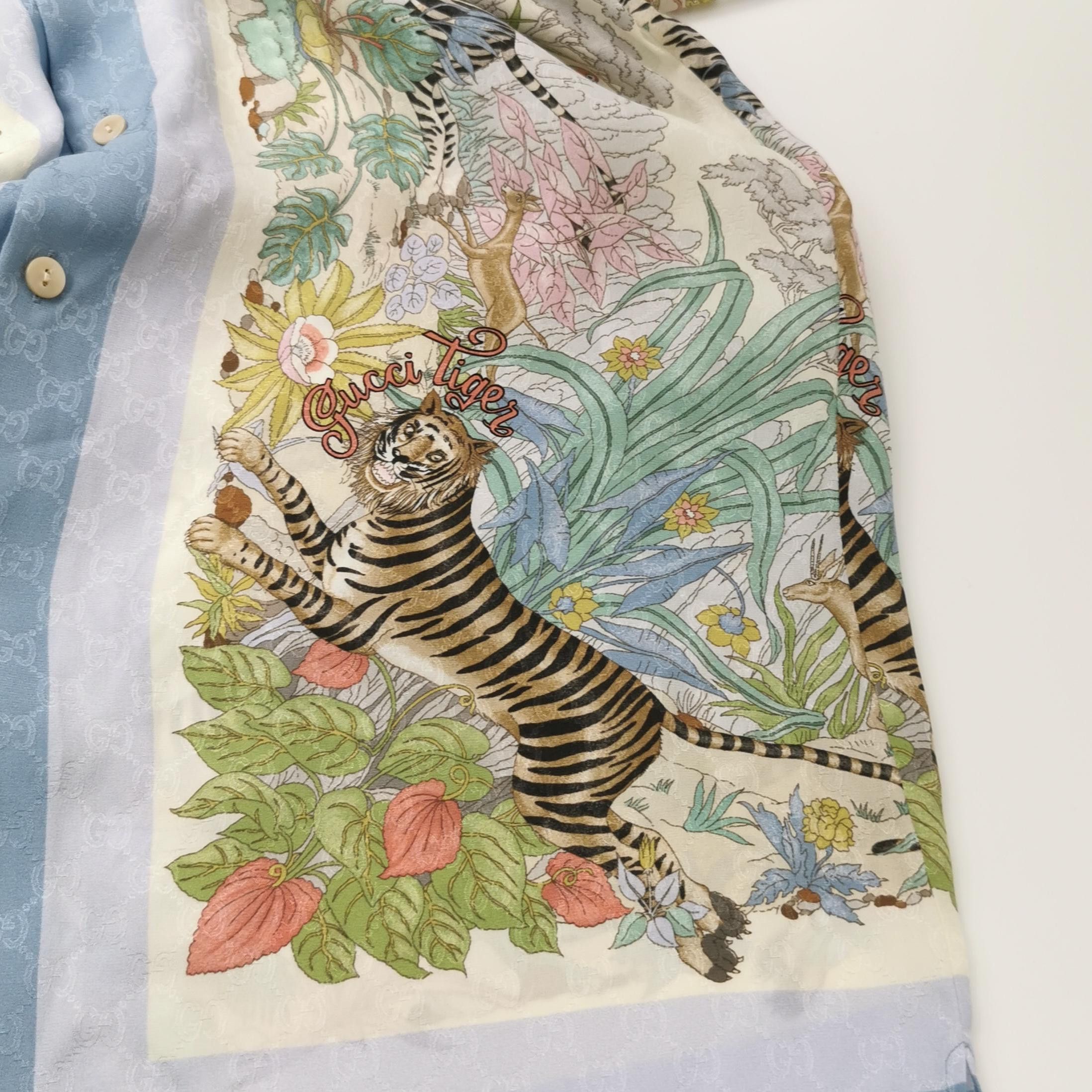 Gucci Gucci Floral Tiger Silk Shirt Size 46 Size US S / EU 44-46 / 1 - 4 Thumbnail