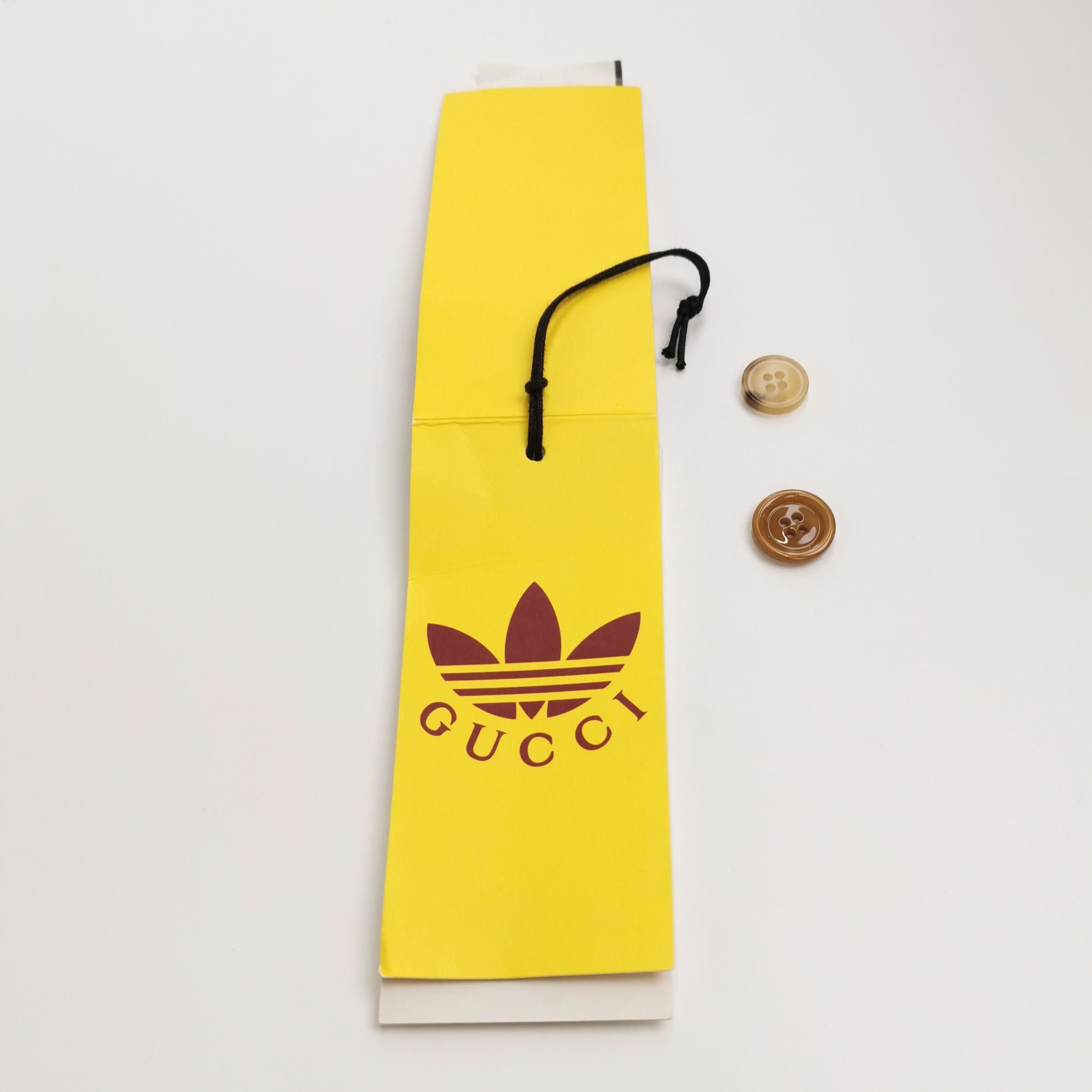 Gucci Gucci x Adidas Side Stripe Shorts Size 46 Size US 30 / EU 46 - 4 Thumbnail