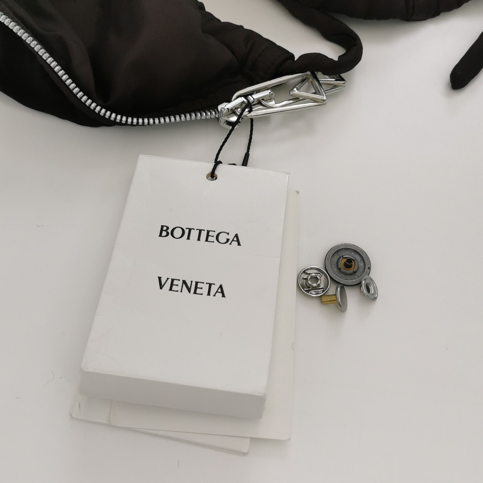 Bottega Veneta Bottega Veneta Silk Blend Hooded Padded Coat L Size US L / EU 52-54 / 3 - 4 Thumbnail