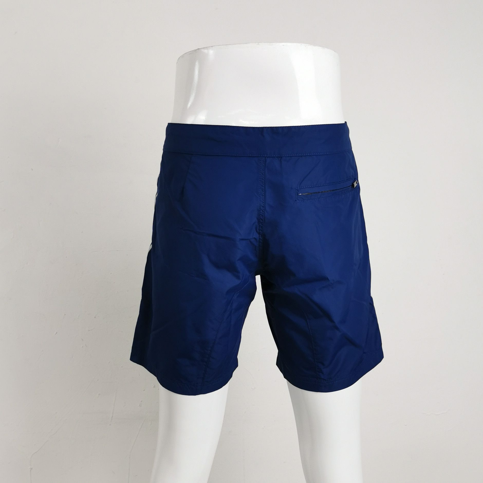 Fendi Fendi Contrast Stripe Logo Shorts 48 Size US 32 / EU 48 - 3 Thumbnail