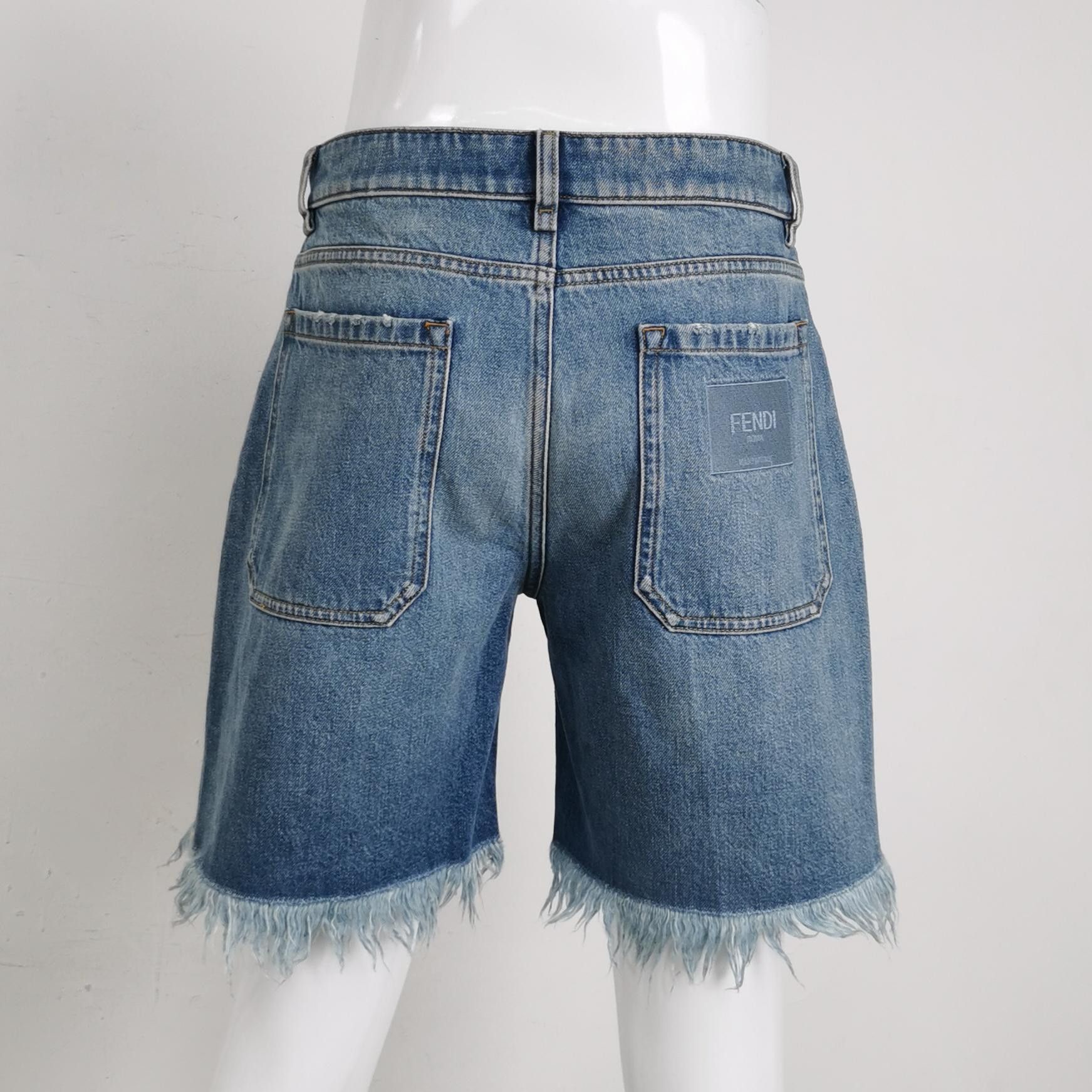 Fendi Fendi Fringed Denim Shorts Size 30 Size US 30 / EU 46 - 3 Thumbnail