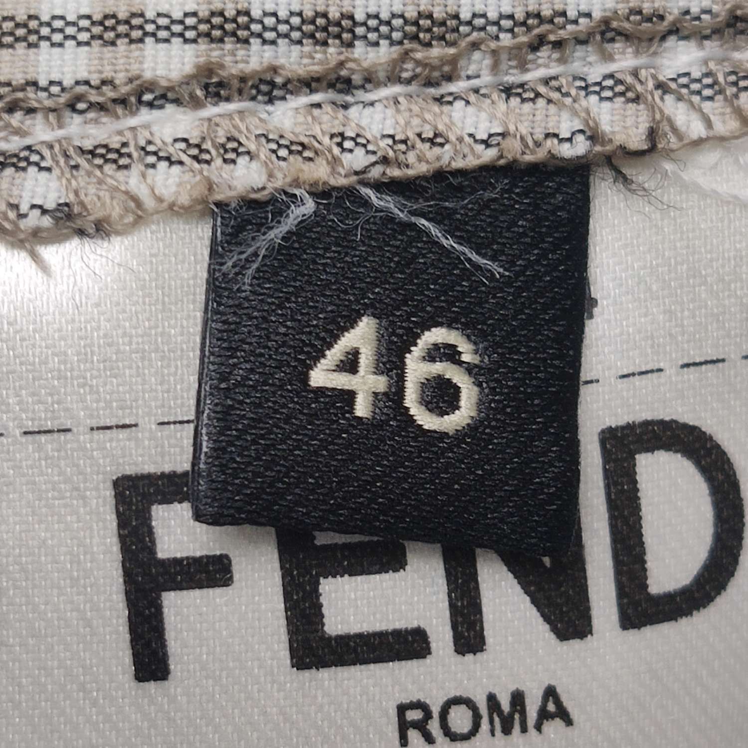 Fendi Fendi Logo Check Wool Blend Trousers Size 30 Size US 30 / EU 46 - 7 Thumbnail