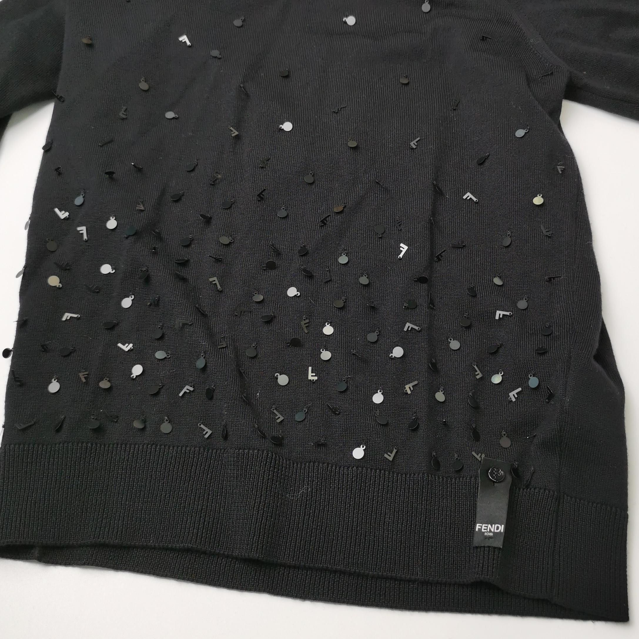Fendi Fendi Sequin Logo Wool Sweater Size S Size US S / EU 44-46 / 1 - 5 Thumbnail