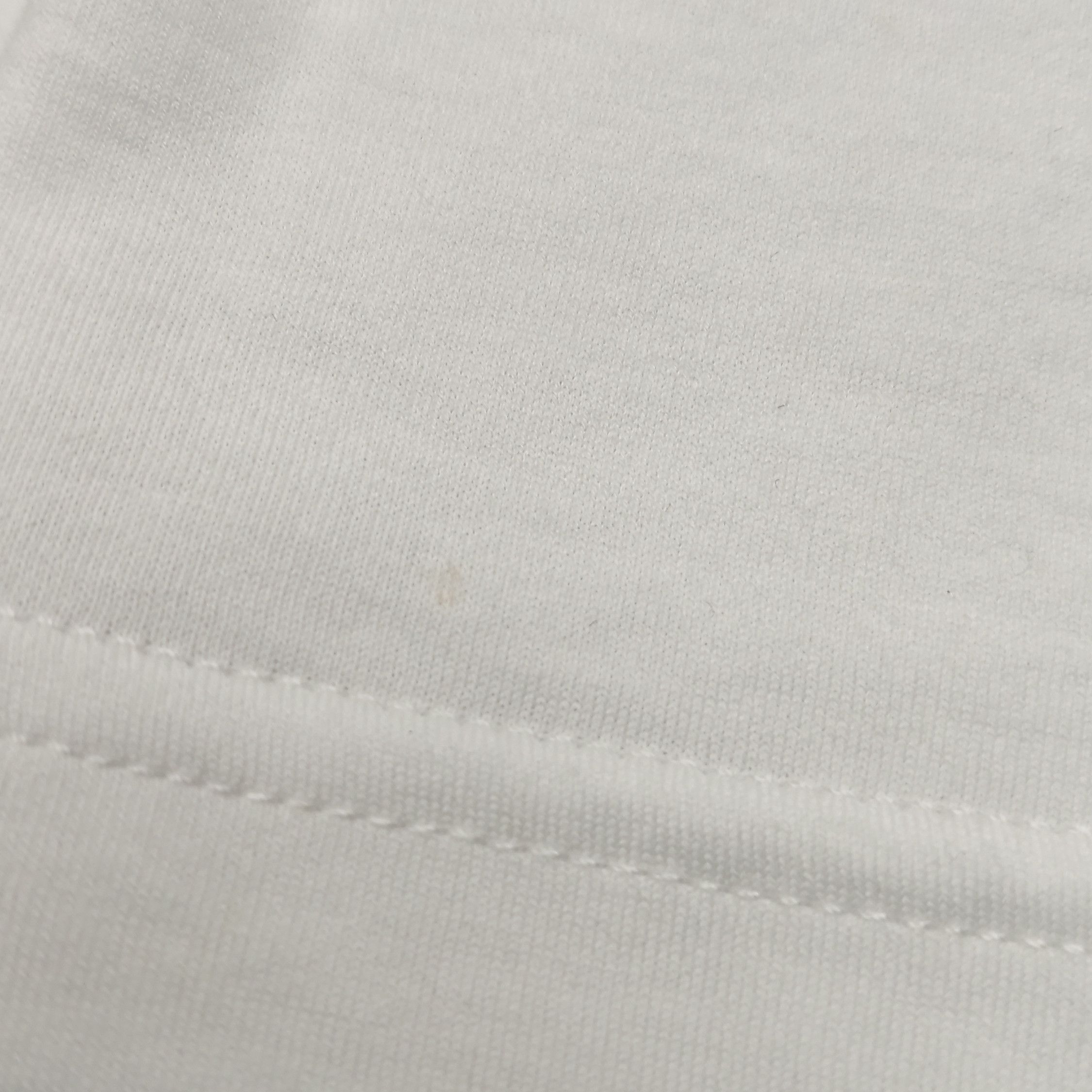 Fendi Fendi White Logo Patch T-Shirt Size L Size US L / EU 52-54 / 3 - 13 Thumbnail