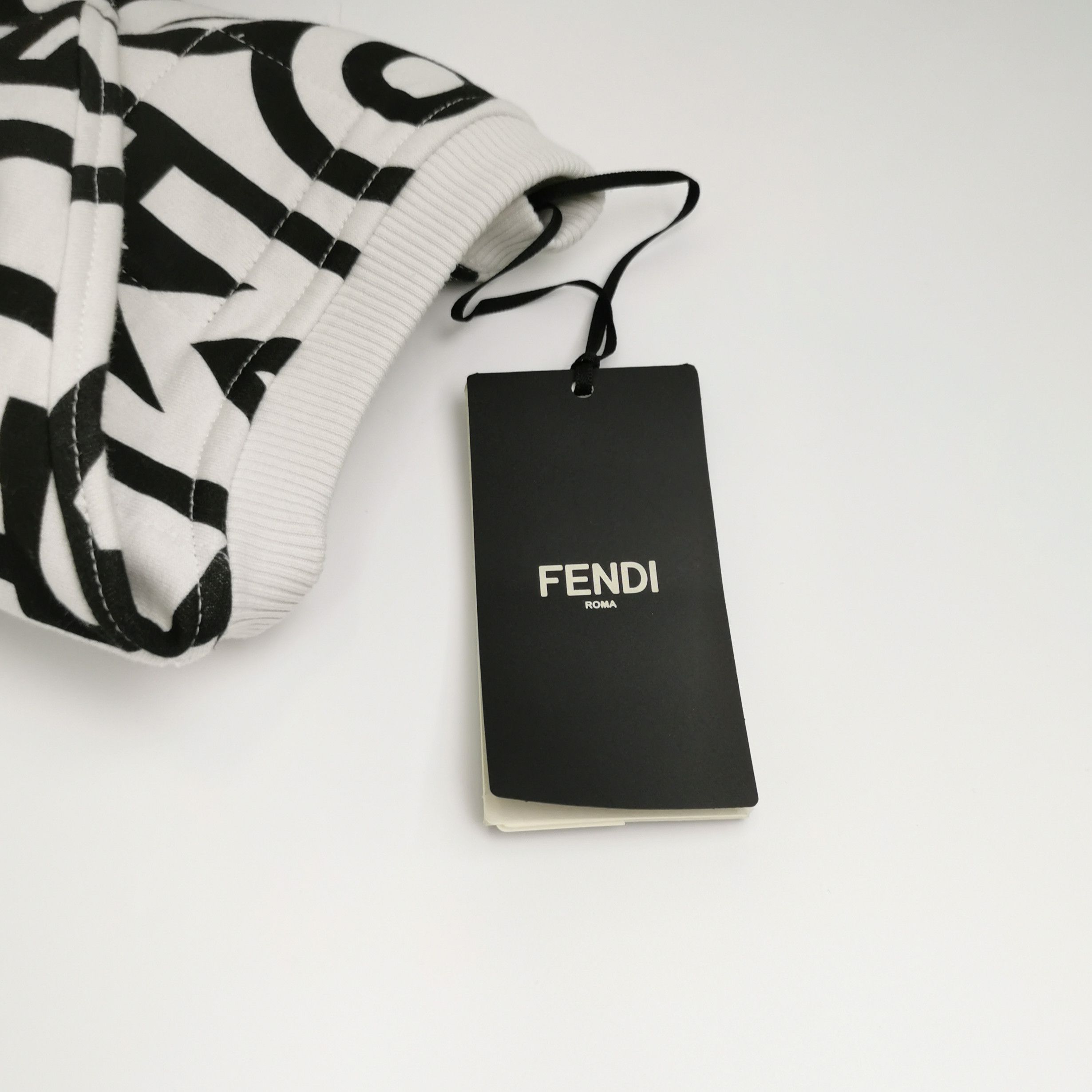 Fendi Fendi x Marc Jacobs All-Over Logo Sweatshirt US S Size US S / EU 44-46 / 1 - 5 Thumbnail