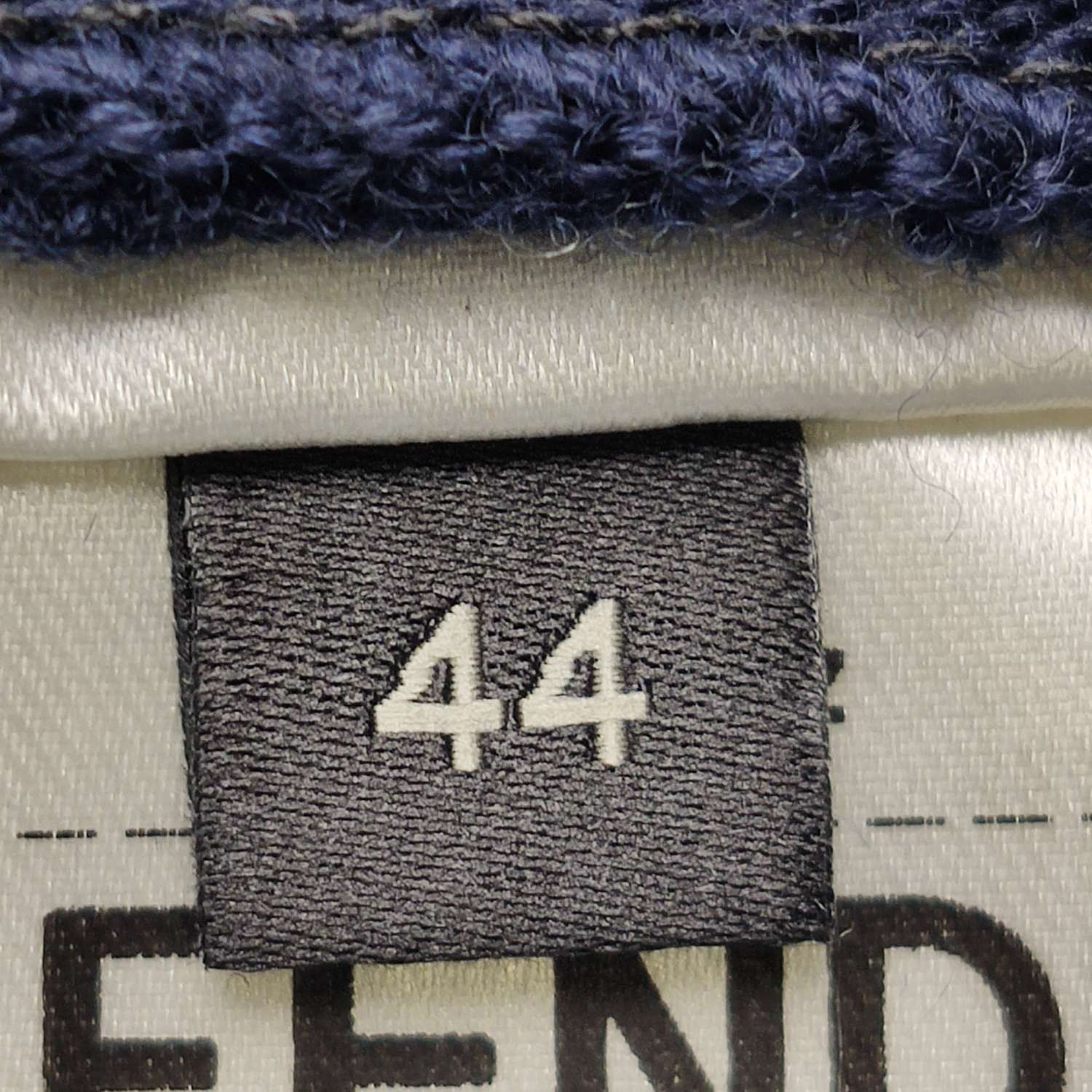 Fendi Fendi Monogram Mountain Intarsia Sweater IT 44 Size US S / EU 44-46 / 1 - 7 Thumbnail