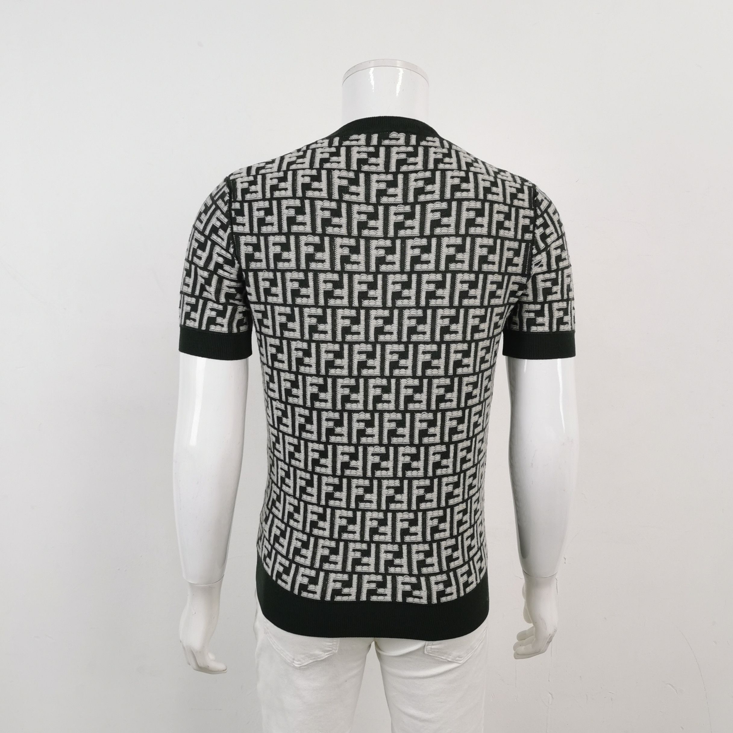 Fendi Fendi FF Monogram Wool Pullover Size 46 Size US S / EU 44-46 / 1 - 3 Thumbnail