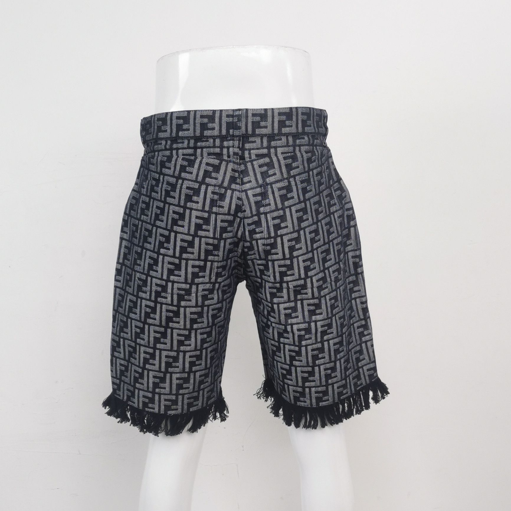 Fendi Fendi FF Logo Jacquard Shorts Size 32 Size US 32 / EU 48 - 3 Thumbnail