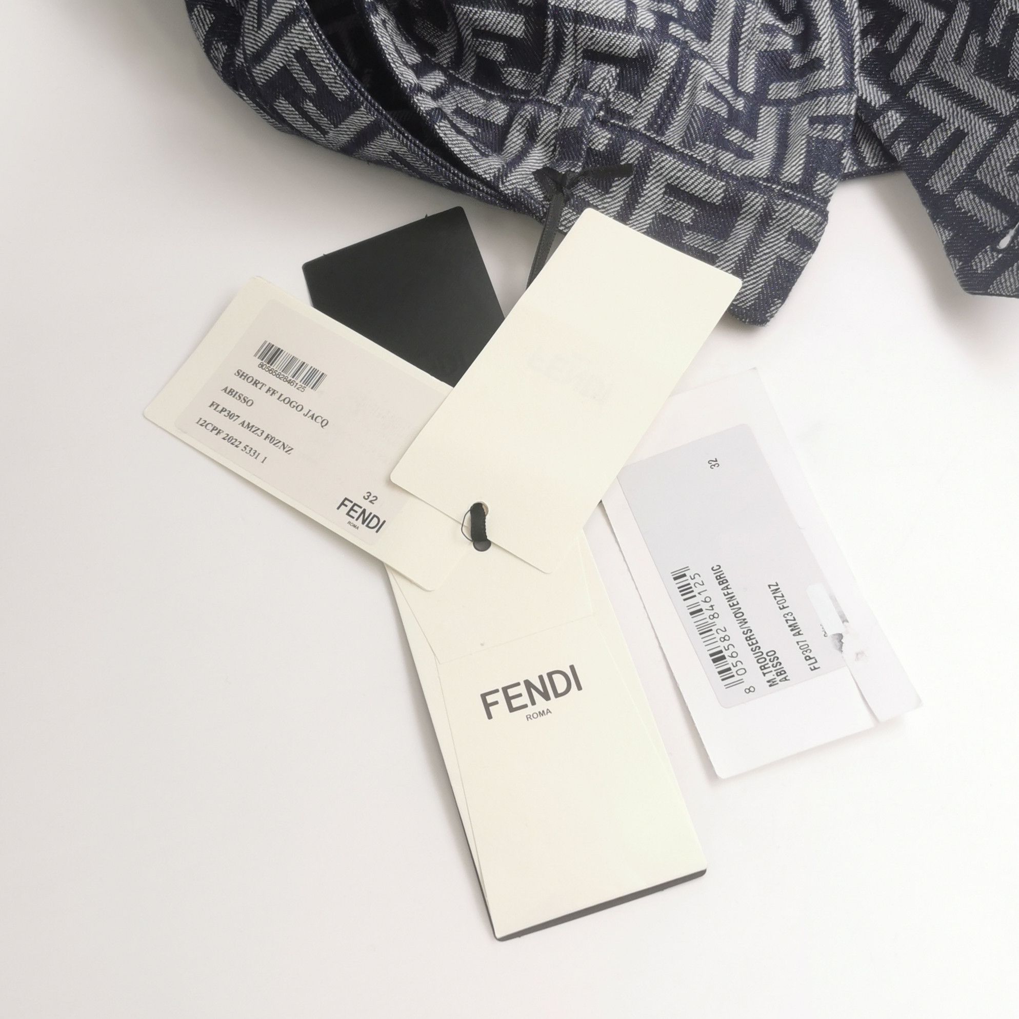 Fendi Fendi FF Logo Jacquard Shorts Size 32 Size US 32 / EU 48 - 5 Thumbnail