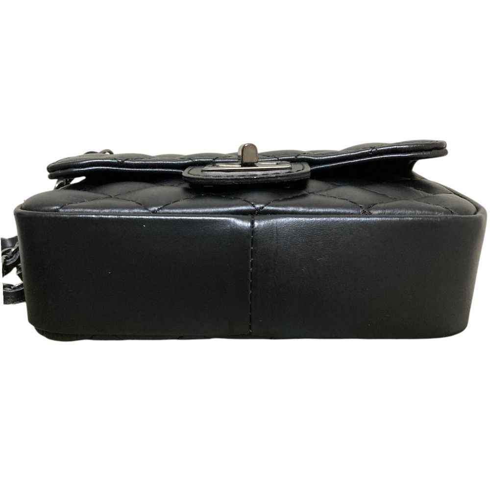 Other Other AULENTTI Quilted Chain Shoulder Bag Leather Shoulder Bag DUTY FREE for USA Size ONE SIZE - 7 Thumbnail